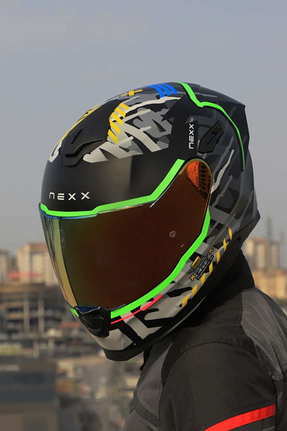 Y.100R URBANGRAM MAT SİYAH KASK