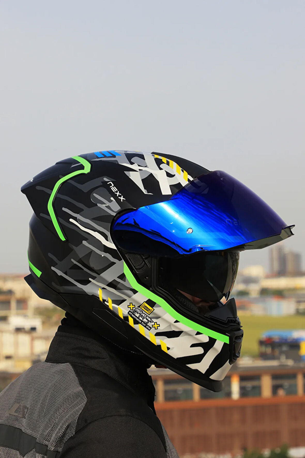 Y.100R URBANGRAM MAT SİYAH KASK