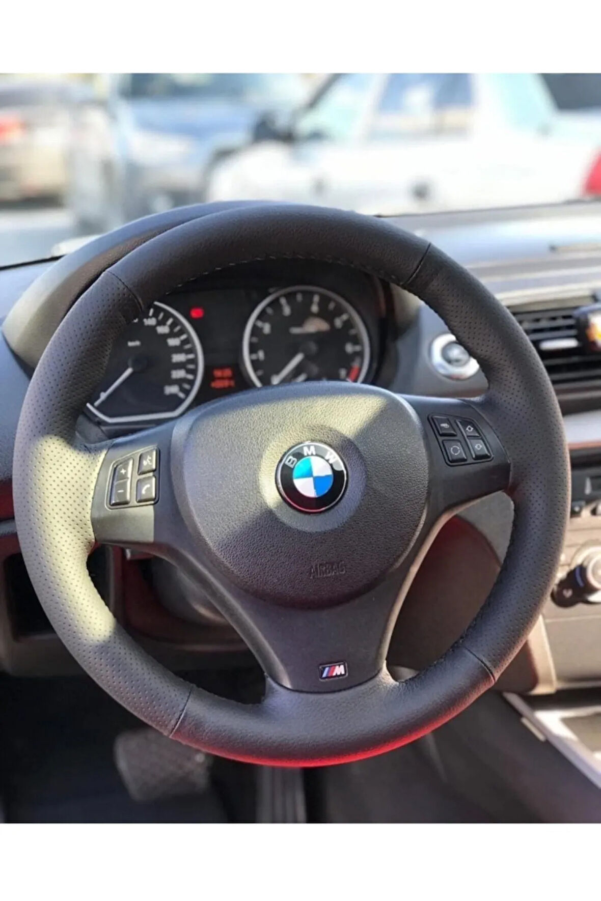 Bmw Araca Özel Noktalı Orijinal Deri Direksiyon Kılıfı