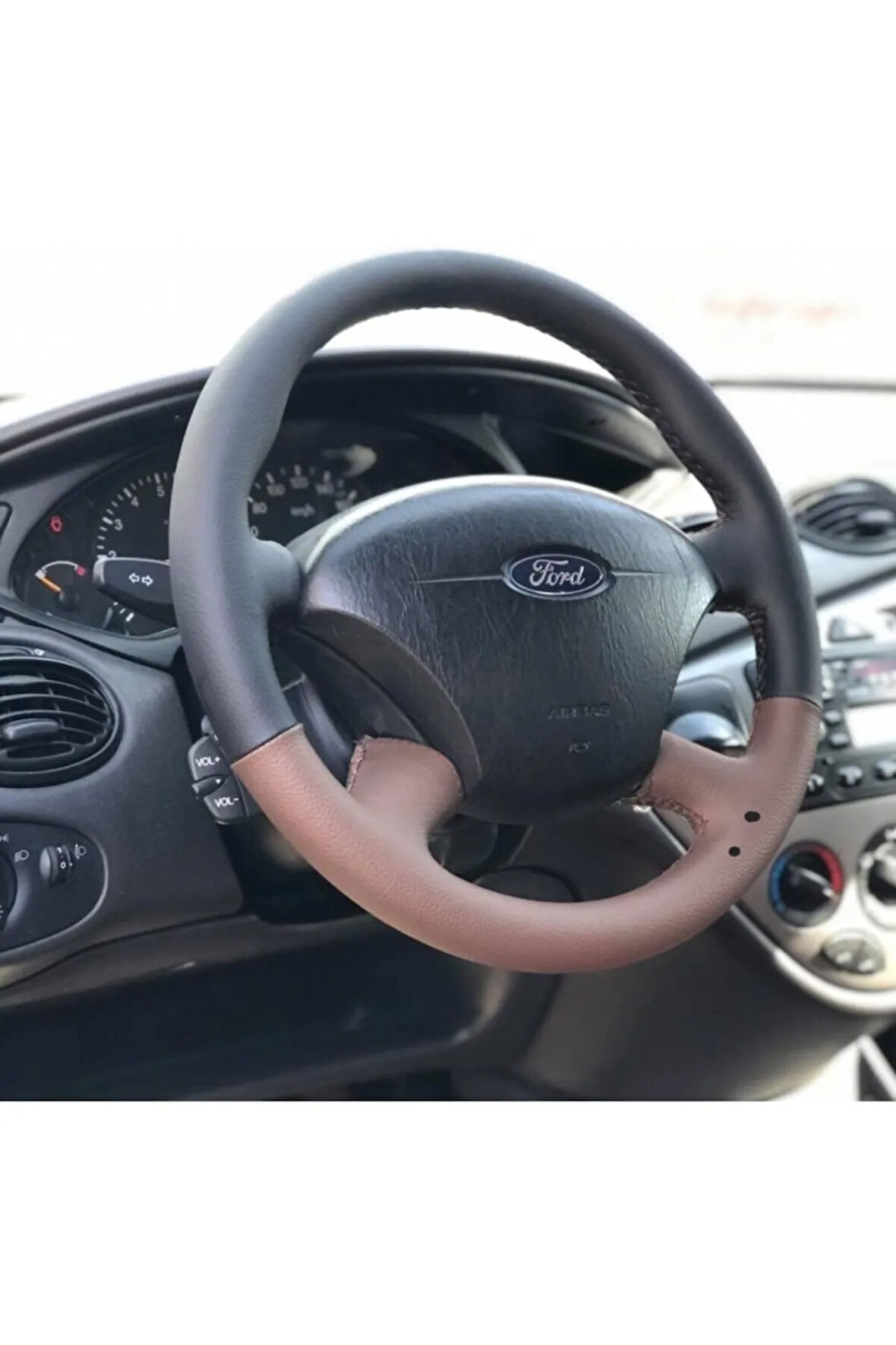 Ford Focus 1 Kasa Araç Icin Orijinal Deri Direksiyon Kaplama