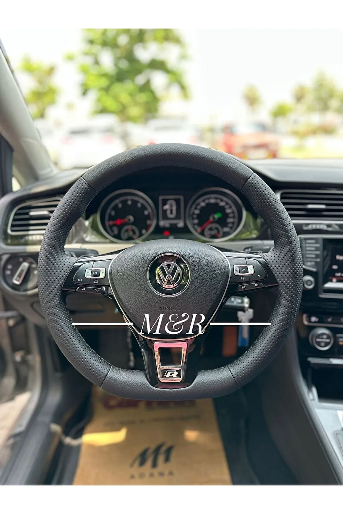 Volkwagen T-roc F1 Vitesli Orijinal Kaplama Deri Direksiyon Kılıfı