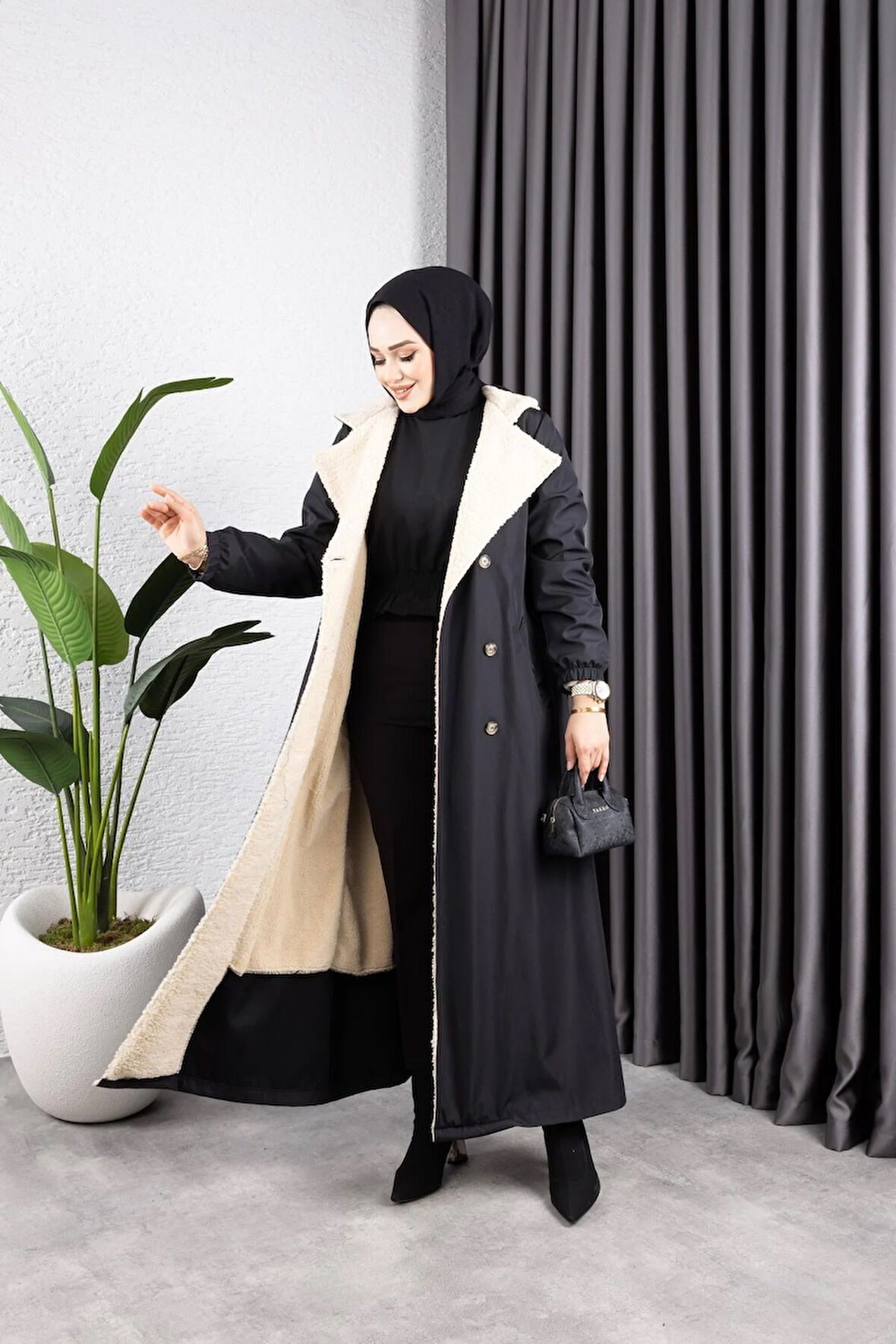 Kadın Düğmeli İçi Kürklü Mont