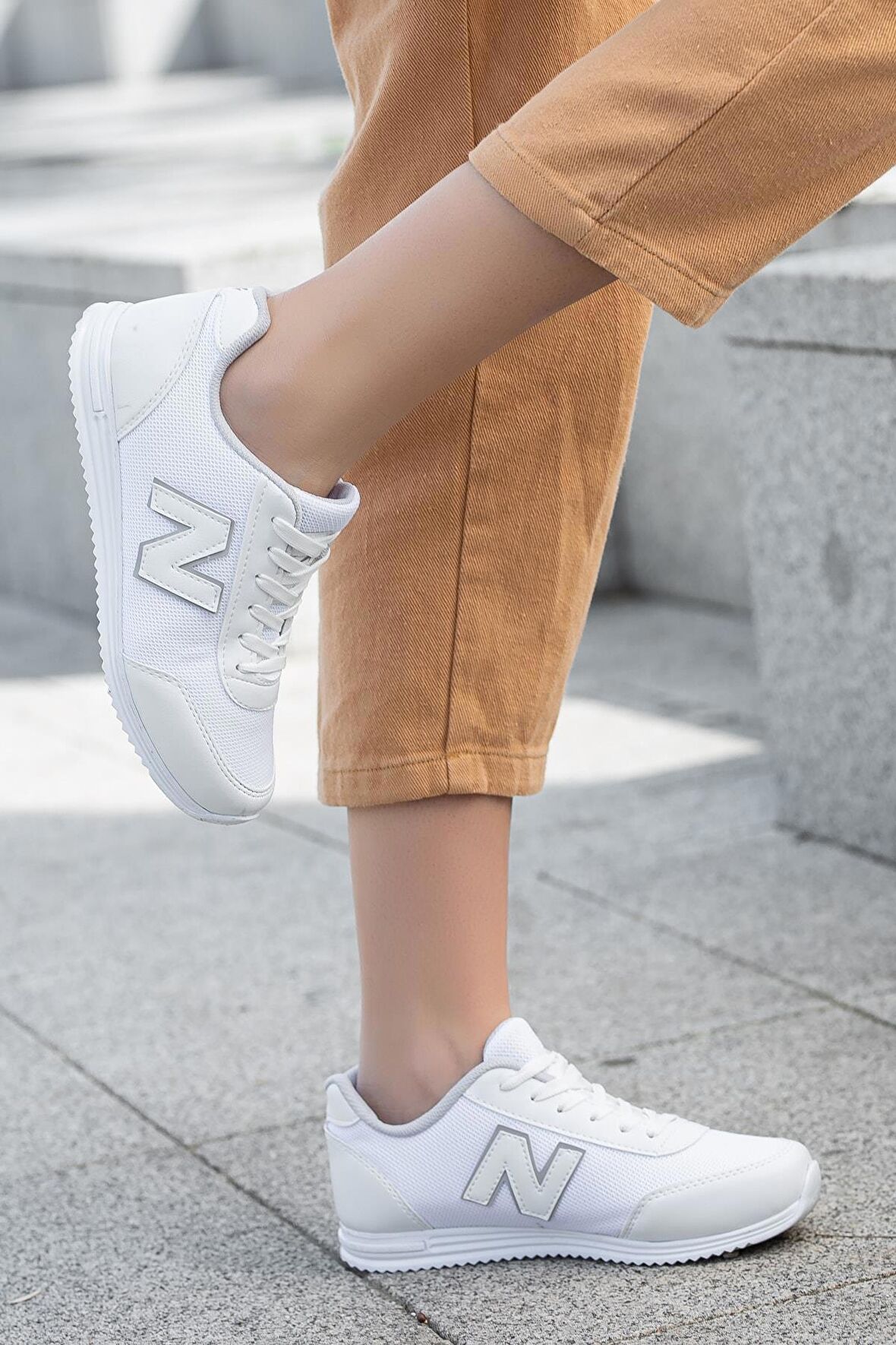 Kadın Siyah Füme Günlük Rahat Taban Comfort File Bağcıklı Hafif Esnek Yürüyüş Sneaker Spor Ayakkabı