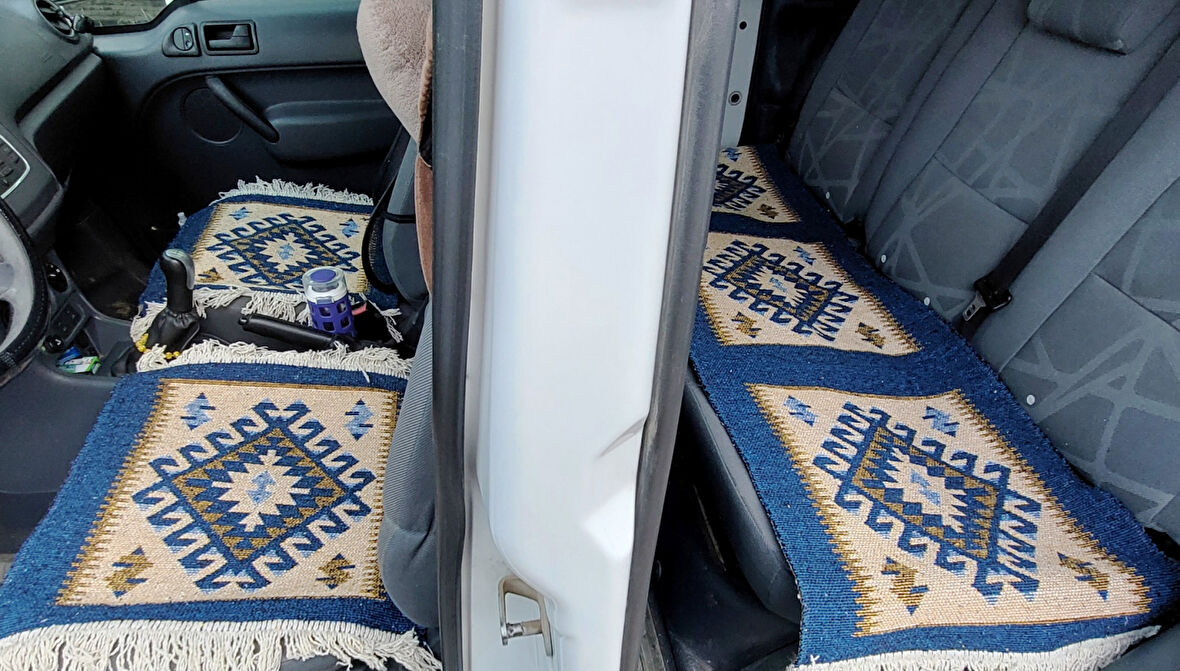 Reversible Oto Koltuk Kilim Seti • 3 Parça • Makine Dokuma • Akrilik & Polyester • Saçaklı