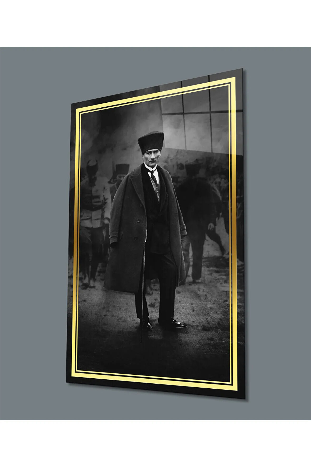  Miyrem Glasses Collection -A1^#  Gold Şerit Siyah Beyaz Pardesülü Atatürk Cam Tablo
