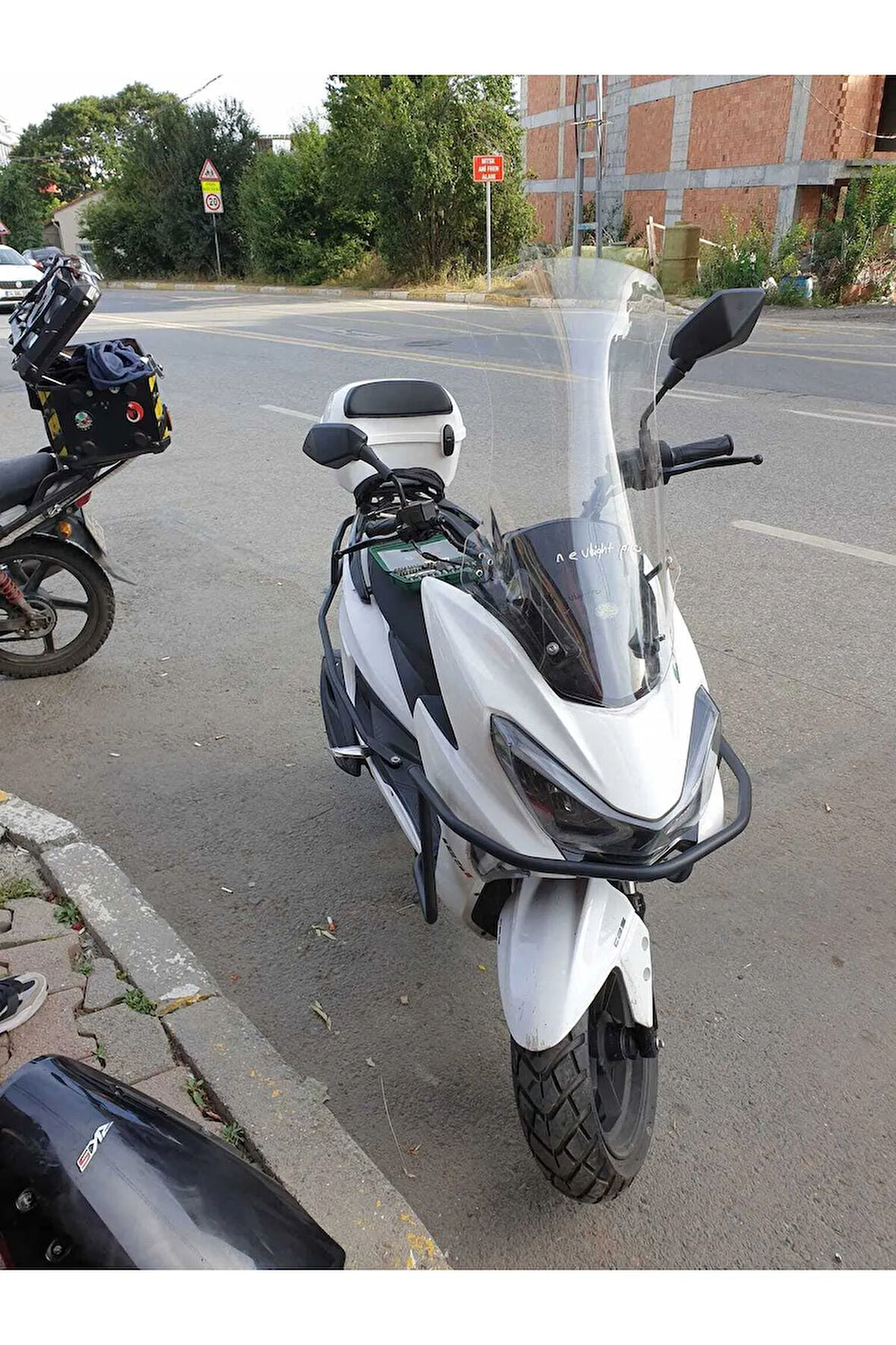 MOTOCAM RKS Newlight 125 PRO Siperlik Ön Cam 2023 2025 Model 75cm Şeffaf Renkli 4mm UZUN BOYLU
