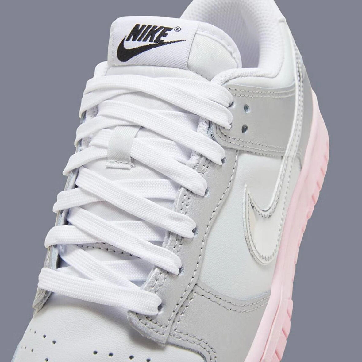 Dunk Low Metallic Silver “Pink Foam" 