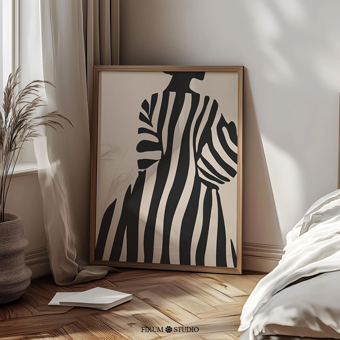 Çizgili Elbiseli Minimalist Kadın - Nötr Bir Yatak Odası İçin Kadınsı Minimal Duvar Posteri | Modern Oda Dekoru |