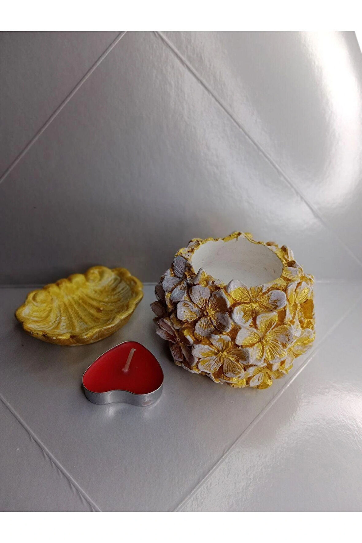 Altın Sarısı Mumluk & İstiridye & Kalp Mum Dekoratif Obje