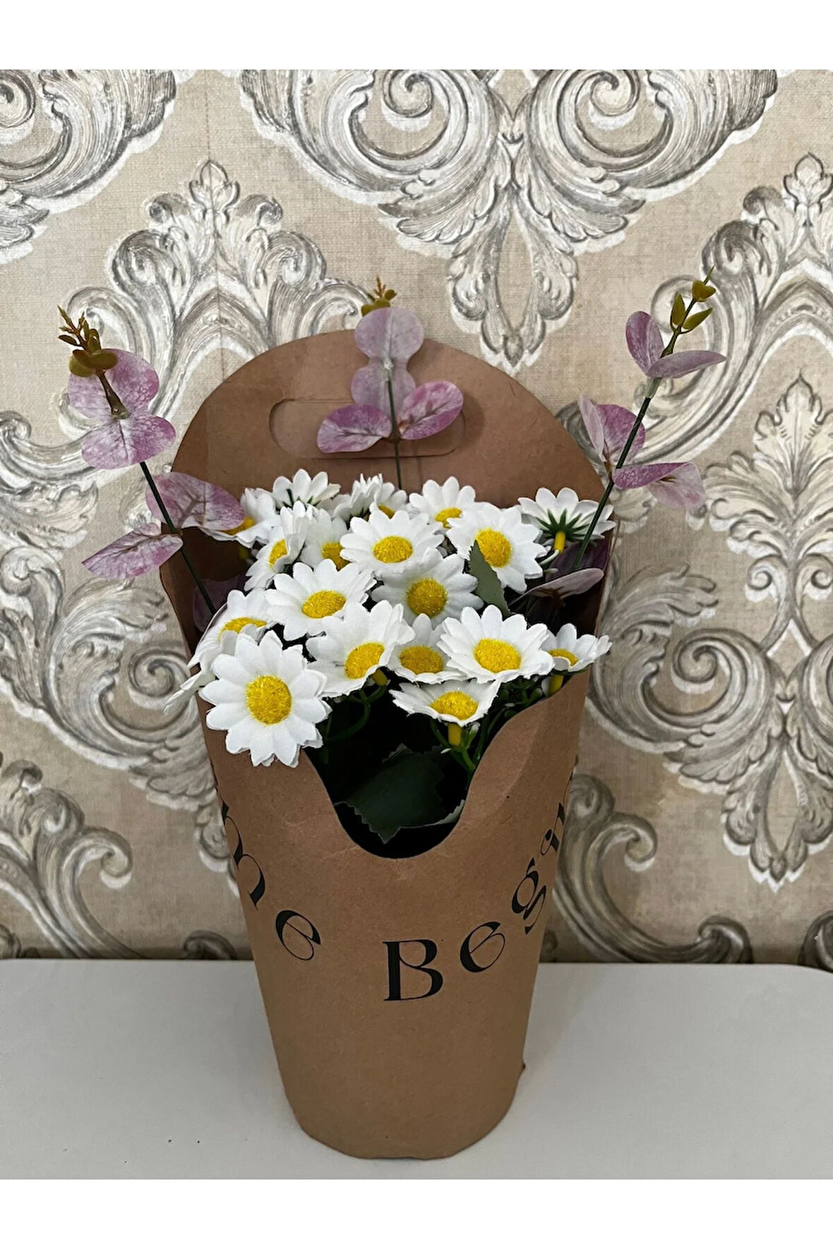 Saksıda papatya buketi