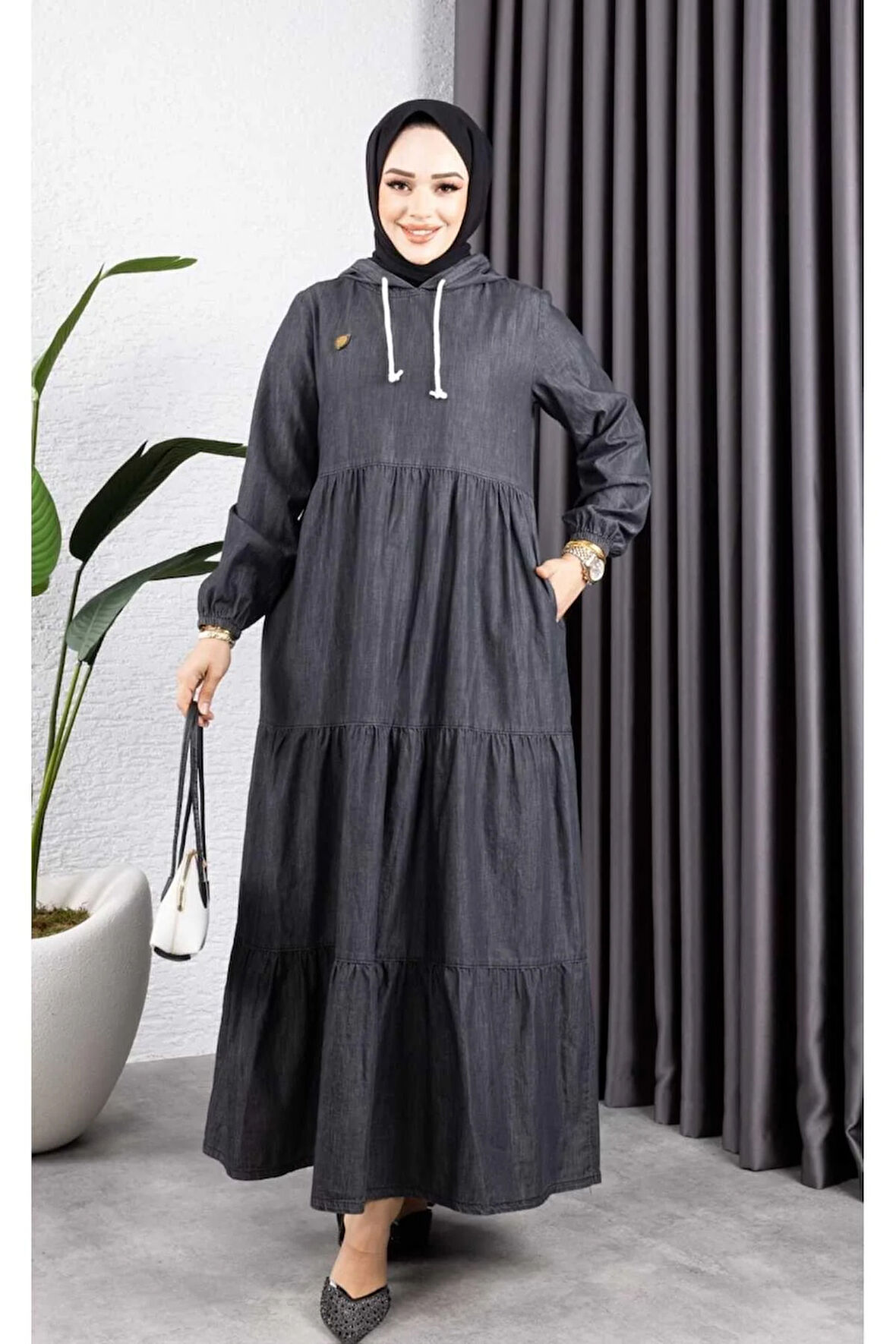 Kadın Kapüşon Detaylı Kot Elbise