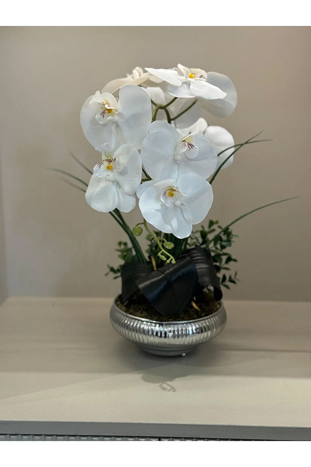 Yapay Orkideli Küçük Boy Çizgili Yassı Vazo No:3