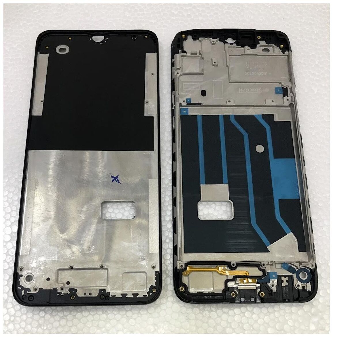 Oppo Realme 5i İle Uyumlu Orta Kasa Ekran Çıtası Siyah