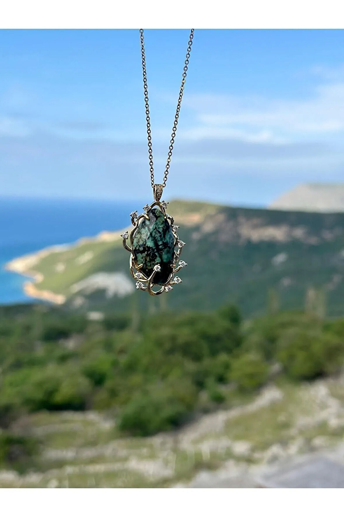 Doğaltaş Otantik Afrika Turkuaz (FİRUZE) Taşı Kolye Kararmaz Zincirsiz