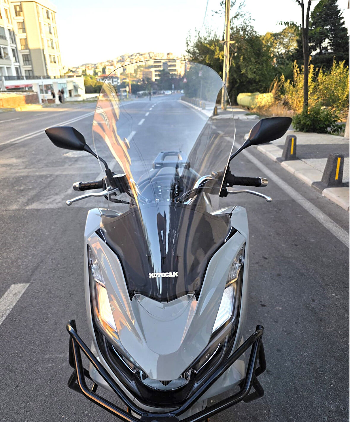 MOTOCAM Honda PCX Siperlik Ön Cam 2021-2024 Model 65cm Şeffaf Renkli 4mm