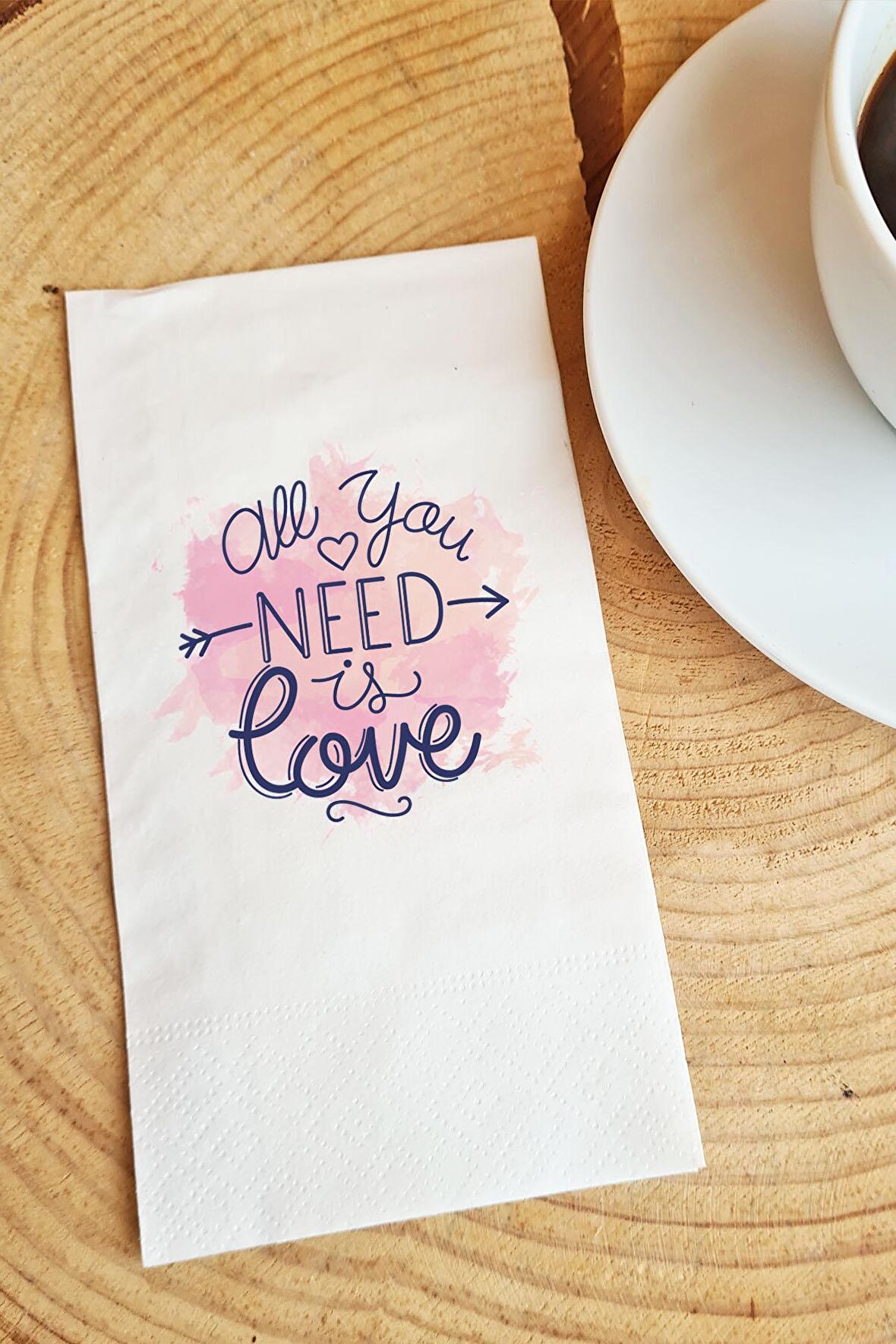 Sunum Peçetesi all you need is love yazılı kağıt peçete