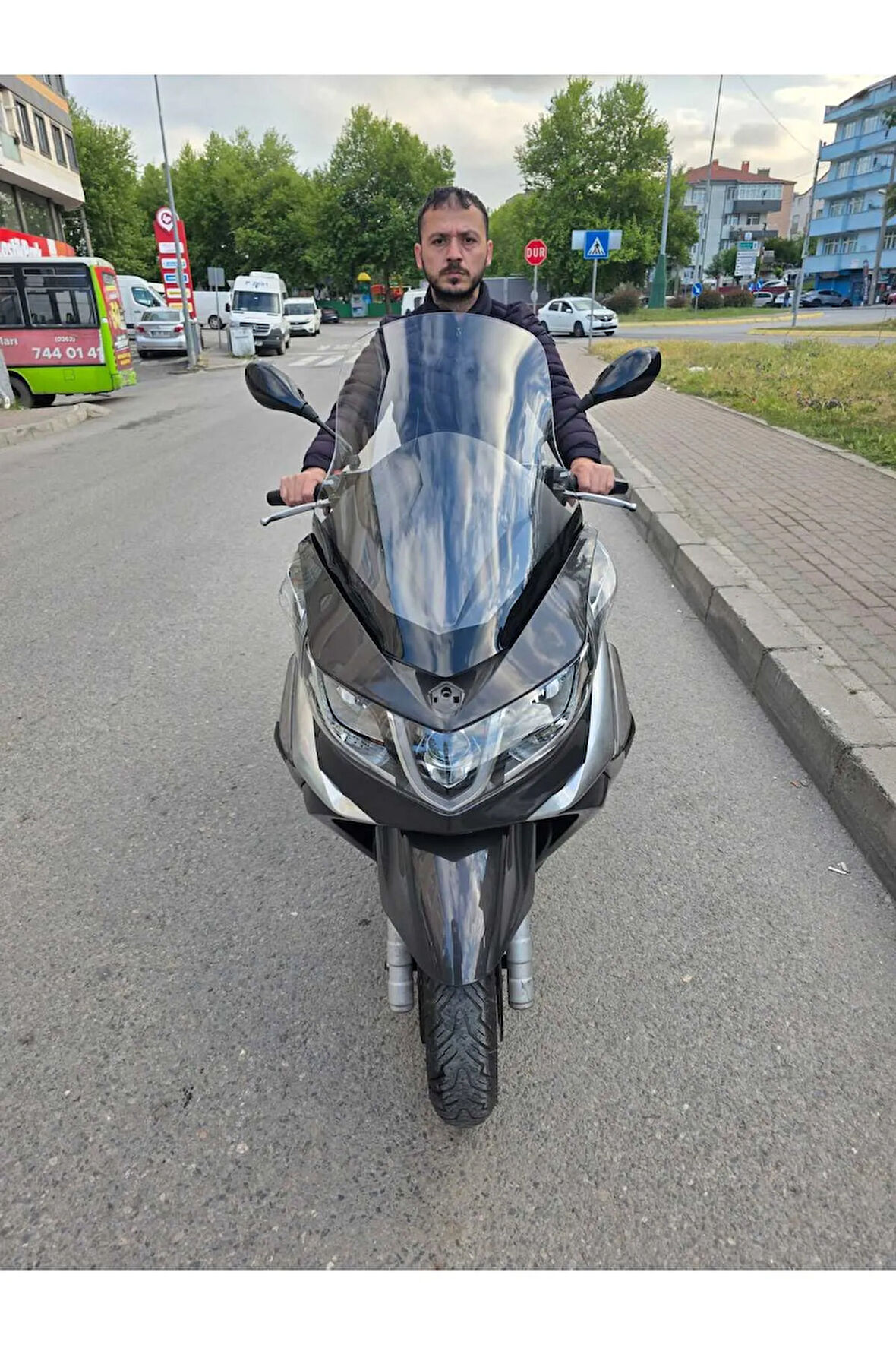 MOTOCAM Piaggio X10 Siperlik Ön Cam 2011-2017 Model 73cm Şeffaf Renkli 4mm