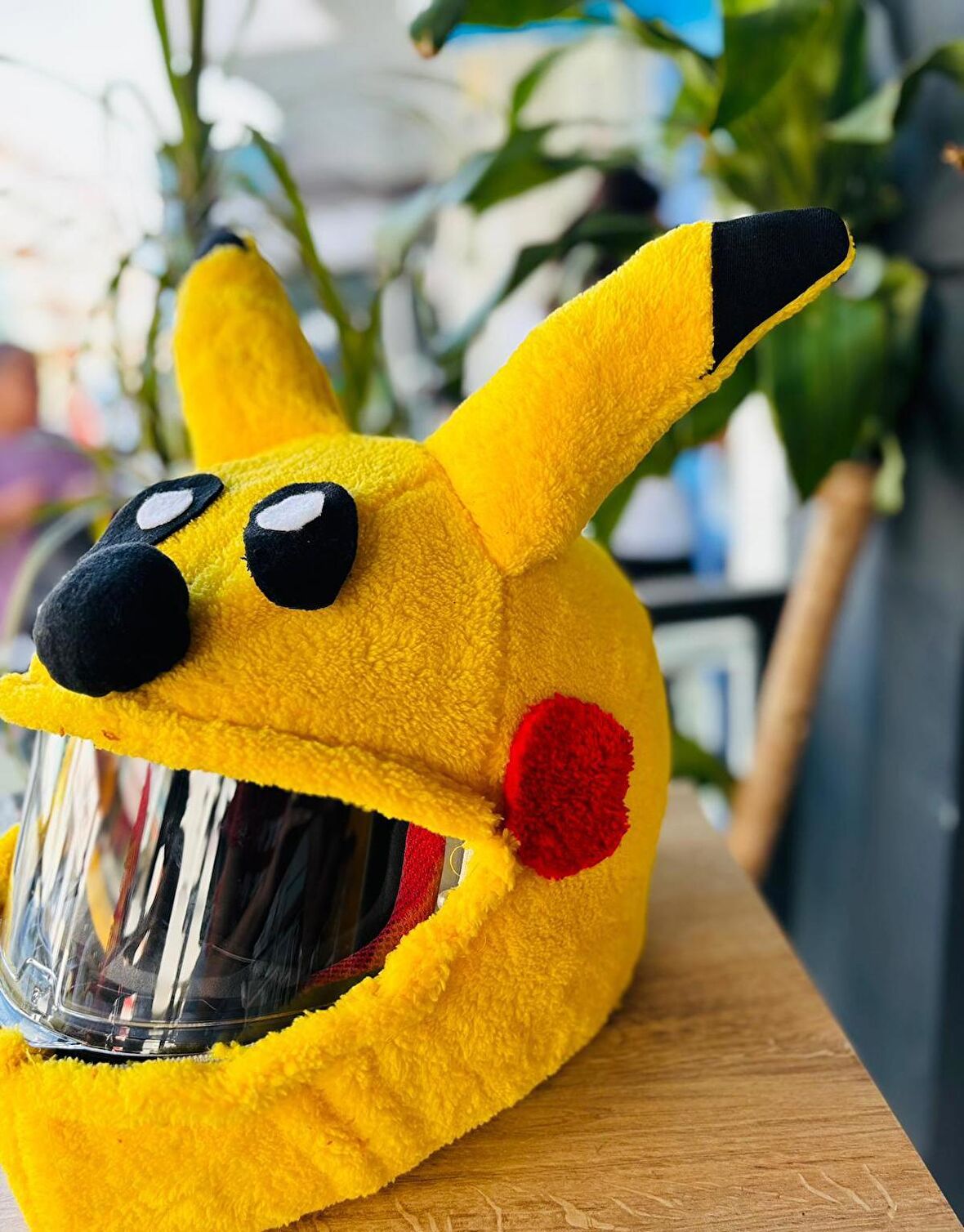 pikachu kask kılıfı