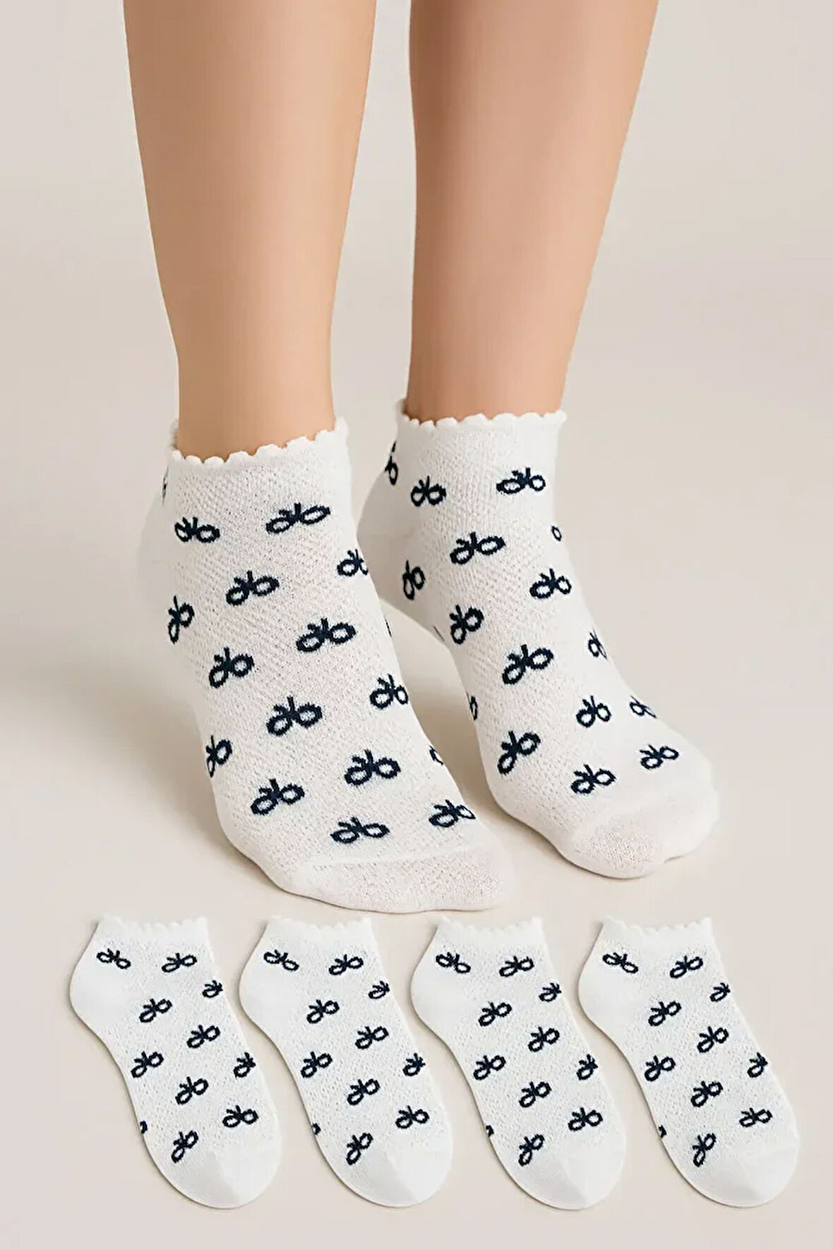 4 Çift Lastik Pikotlu Fiyonk Desenli Pamuklu Kısa Patik Bilek Çorap Seti