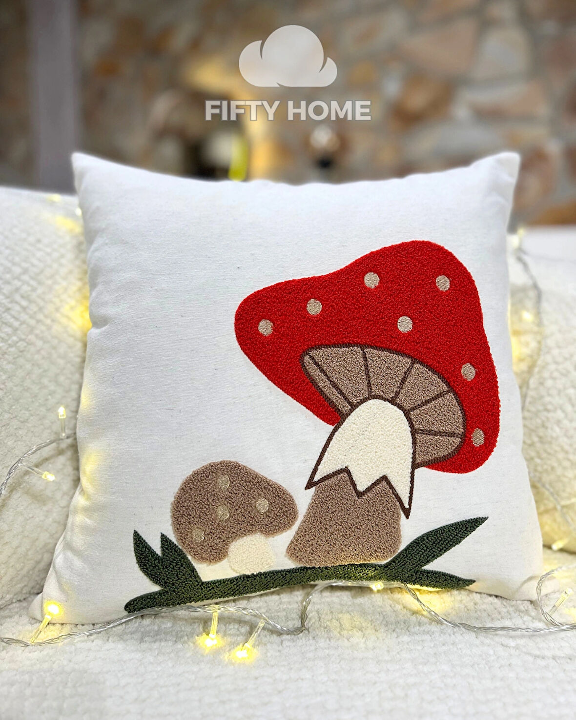1 adet Punch kırlent kılıfı peluş çocuk yastığı - punch yastık kılıfı 43 x 43