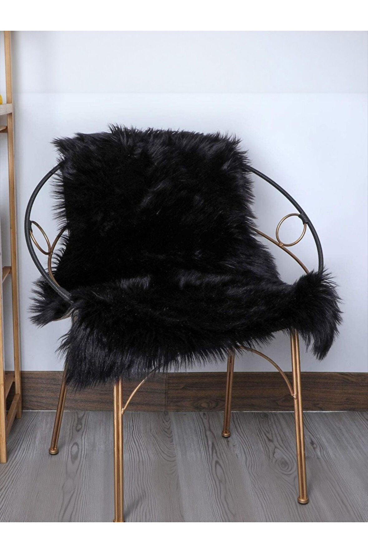 Kuzu Post  Üst Kalite Tüy Dökmez Yıkanabilir Yumuşak Dokulu Peluş Halı