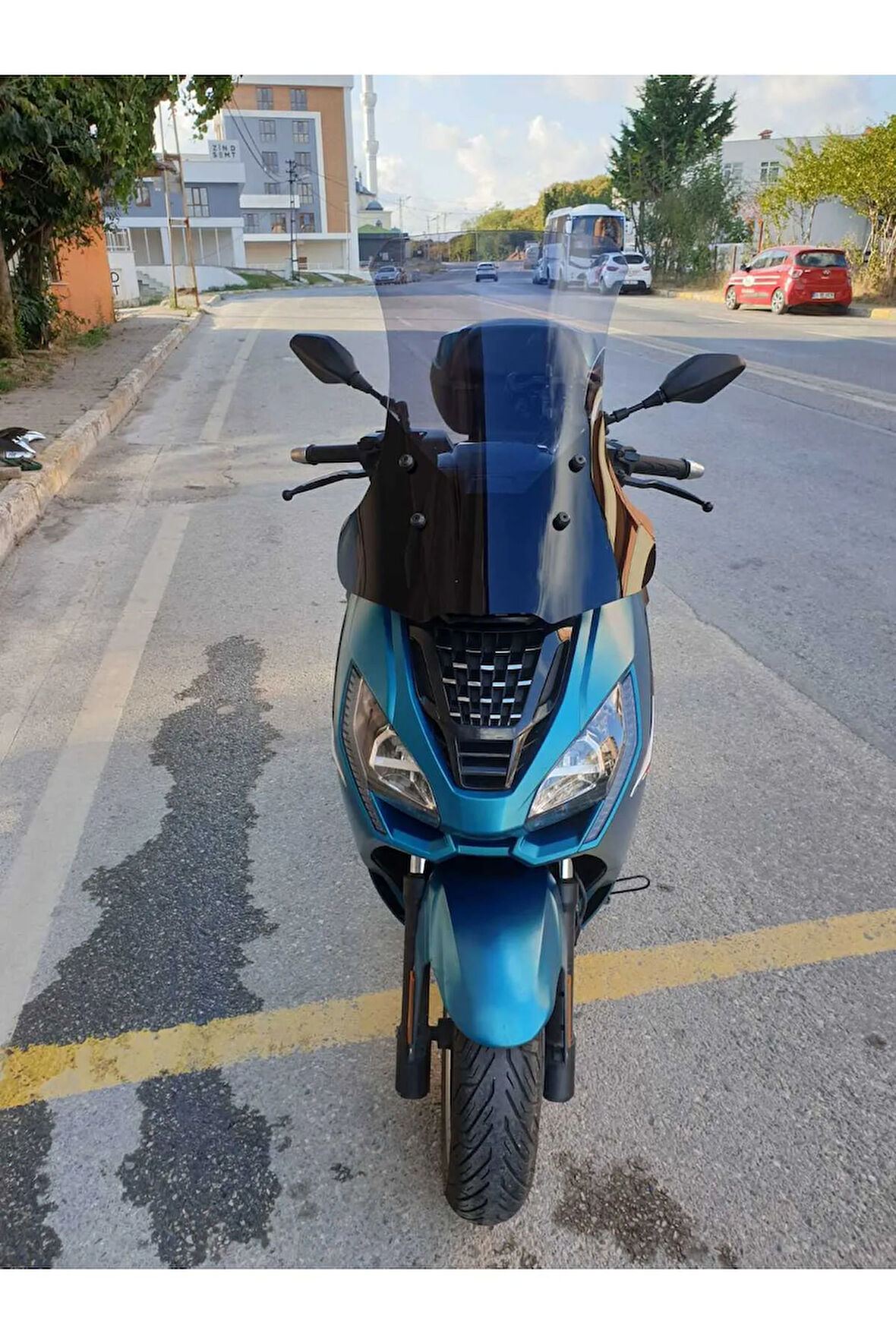 Peugeot Pulsion 125 Siperlik Ön Cam 2022 2024 Model 68cm Açıkfüme Renkli 4mm UZUN CAM