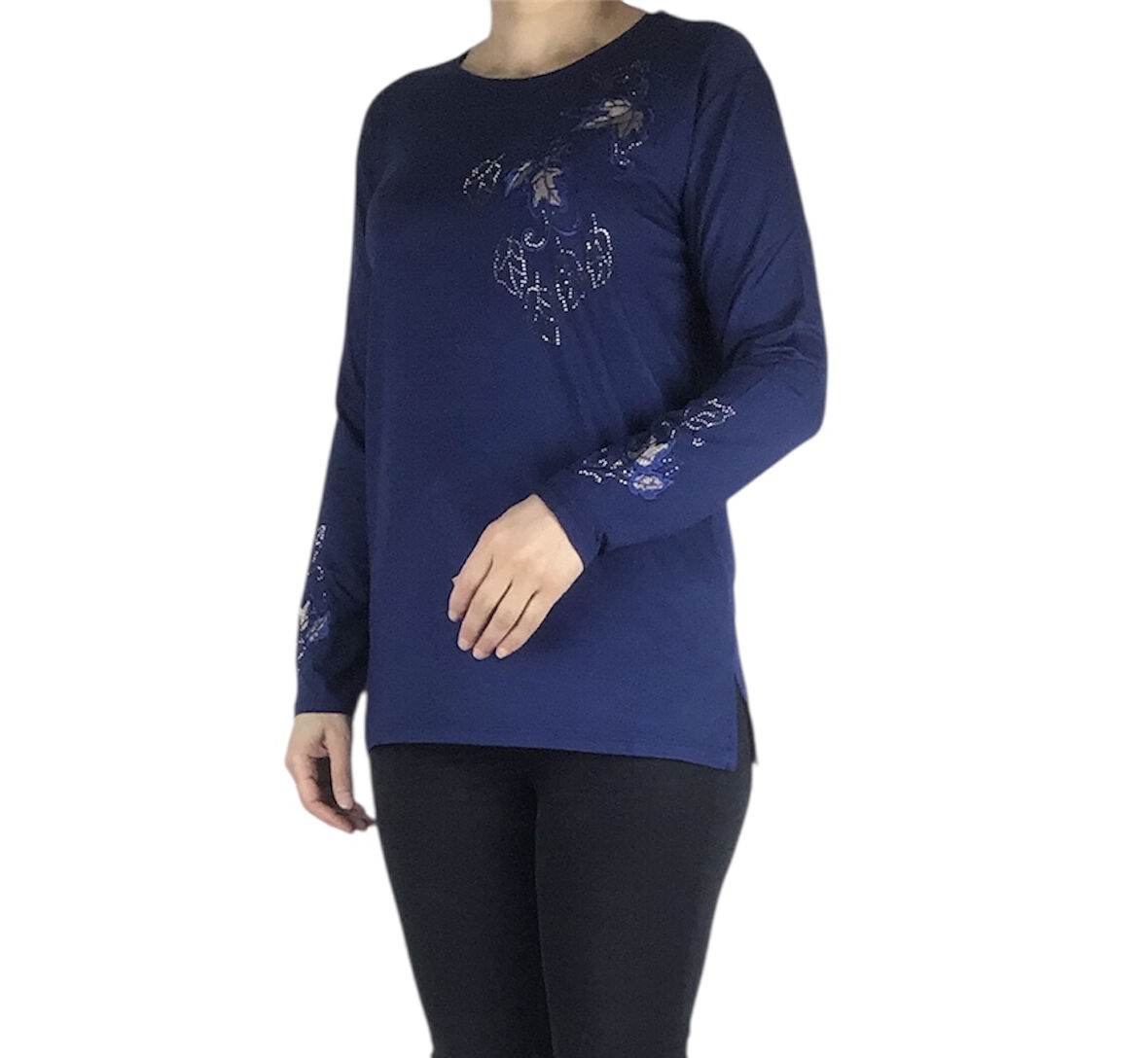 KADIN ÖNÜ VE KOLLARI İŞLEMELİ VE TAŞLI BLUZ