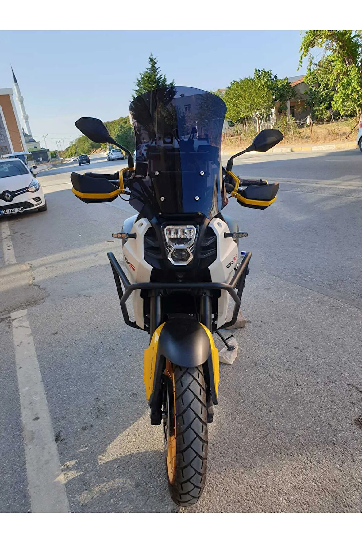 RKS QJ SVT 650 X Siperlik Ön Cam 2023 2024 Model 50cm Siyah Renkli 4mm