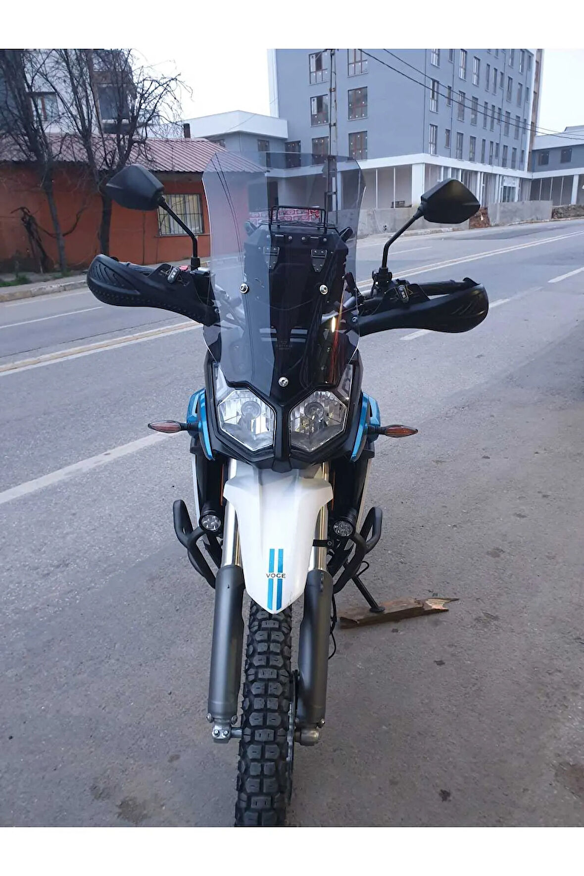 Voge Rally 300 Siperlik Ön Cam 2022 2024 Model 51cm Açıkfüme Renkli 4mm