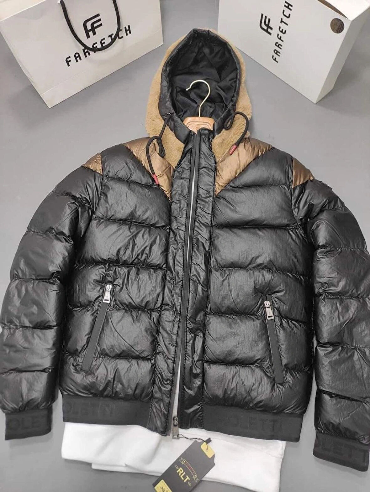 Erkek Kapşonlu Şişme Mont Siyah