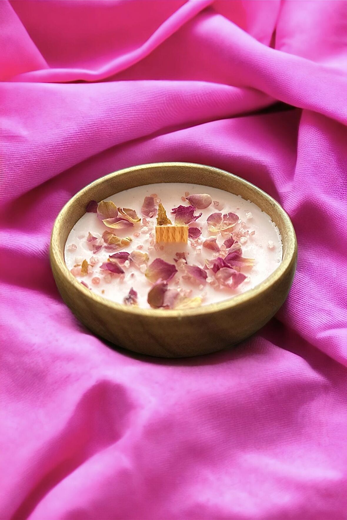 Rose Petal Çilek Esanslı Dekoratif Mum PARAFİN İÇERMEZ