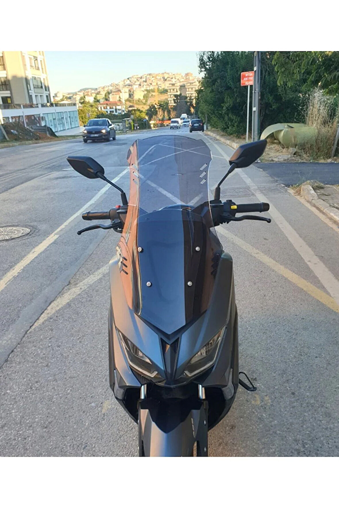 MOTOCAM Revolt RSX5 Siperlik Ön Cam 2022-2025 Model 65cm Füme Renkli 4mm