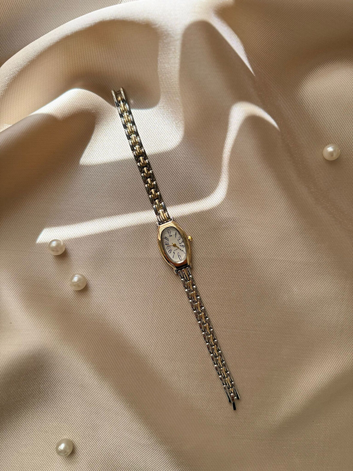 Retro Minimal Hasır Kordon Vintage Kadın Kol Saati