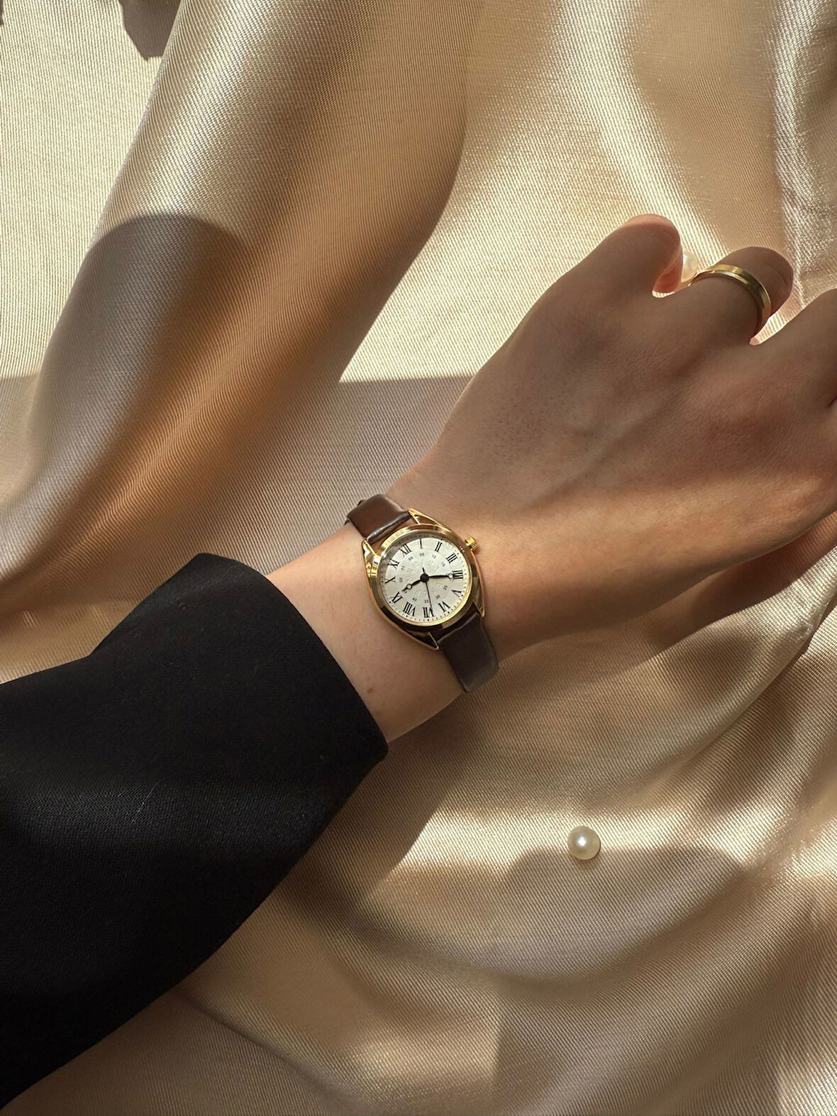 Retro Minimal Deri Kordon Vintage Kadın Kol Saati