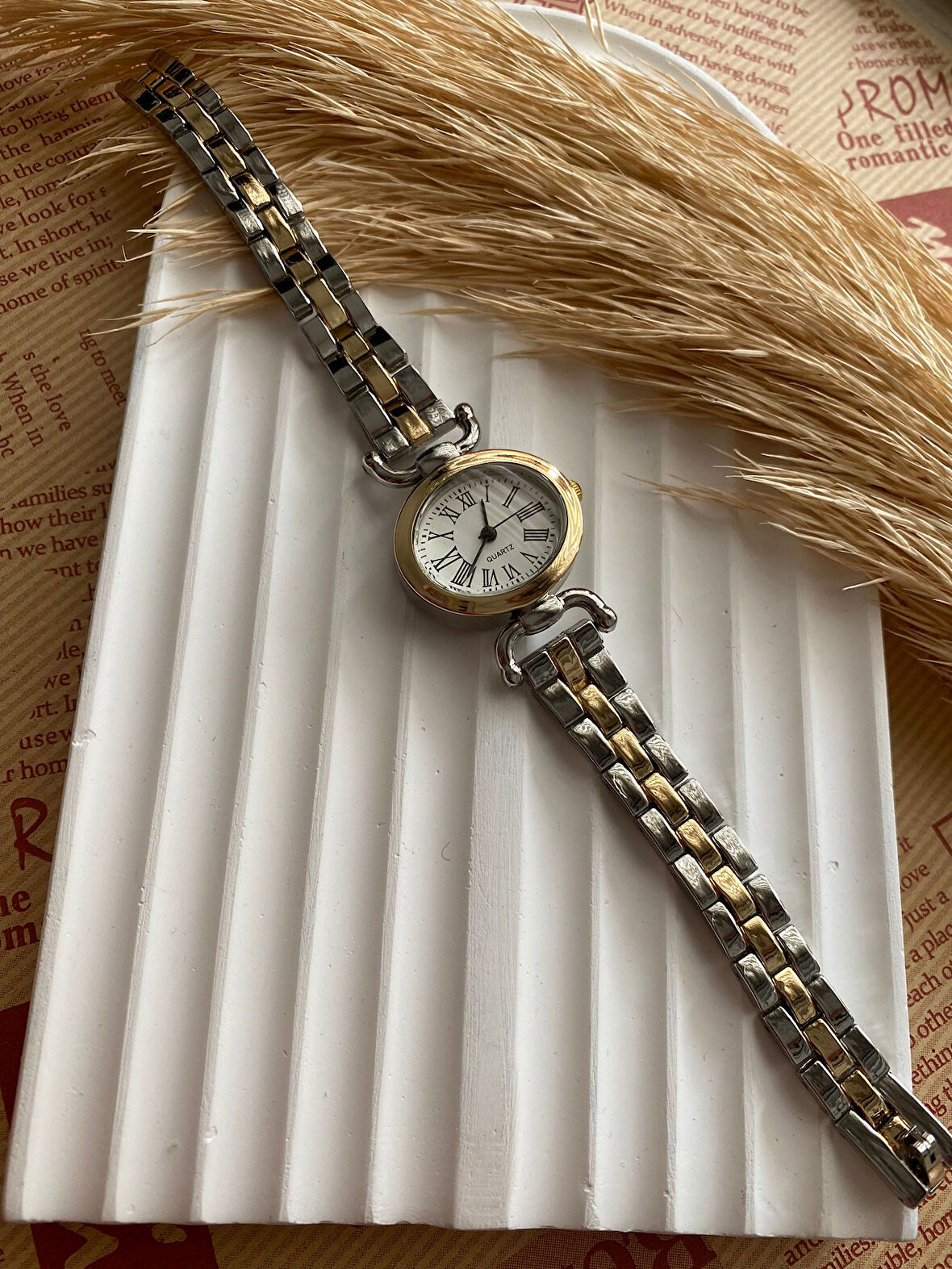 rubsey Retro Minimal Hasır Kordon Vintage Kadın Kol Saati
