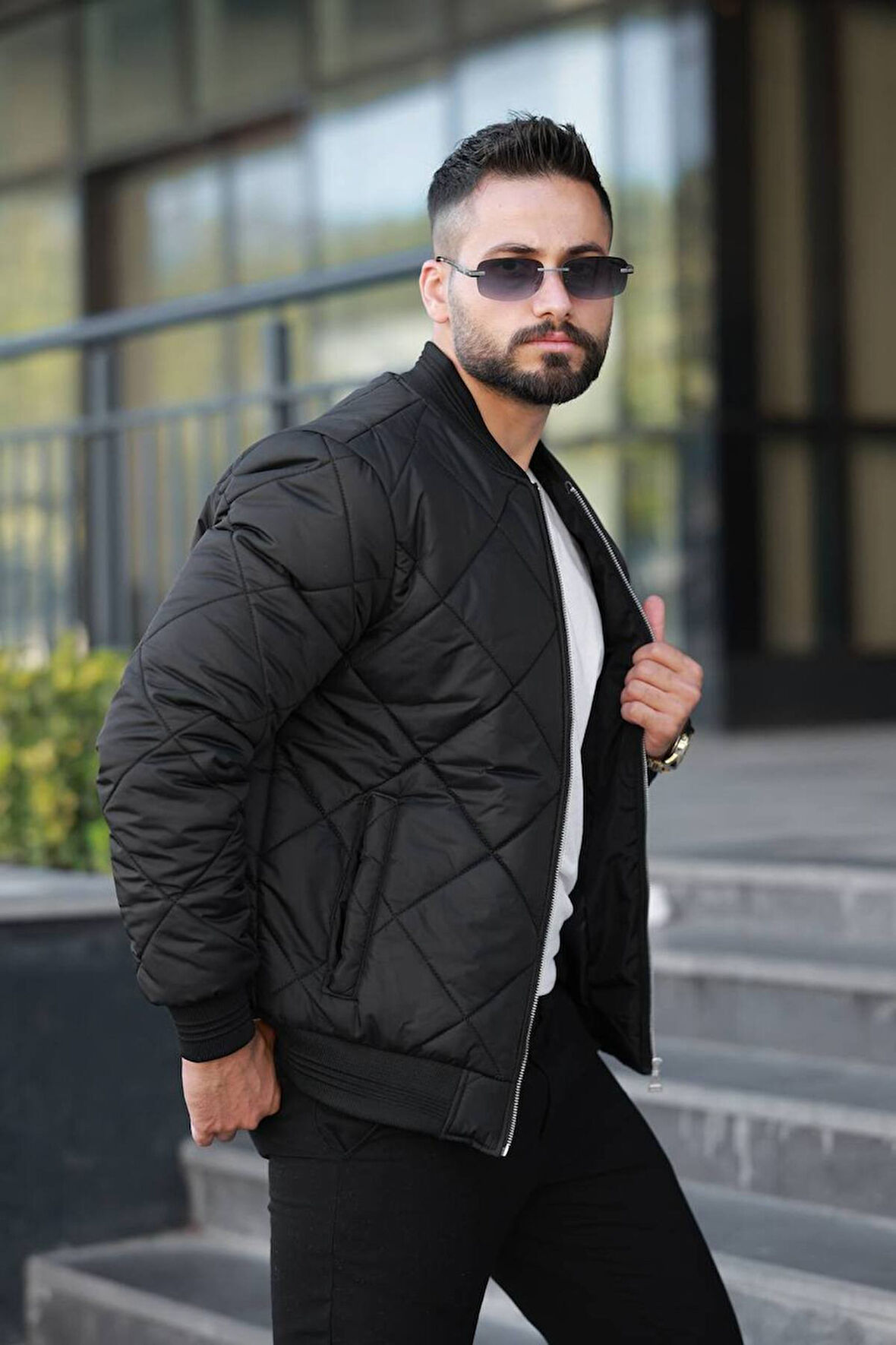 Unisex Kapitoneli Bomber Ceket - Günlük Şık & Spor Kombinlerin Vazgeçilmezi