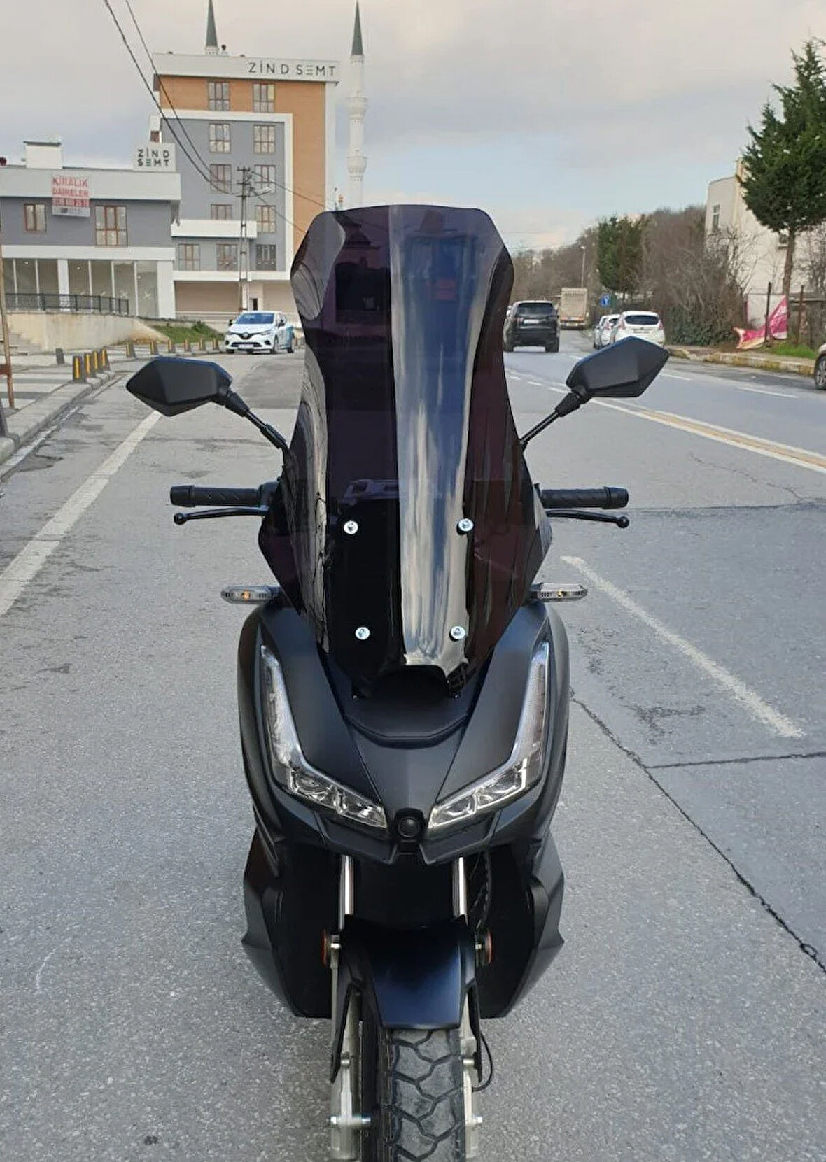 MOTOCAM Salcano Wind 150 Siperlik Ön Cam 2023-2025 Model 75cm Siyah Renkli 4mm