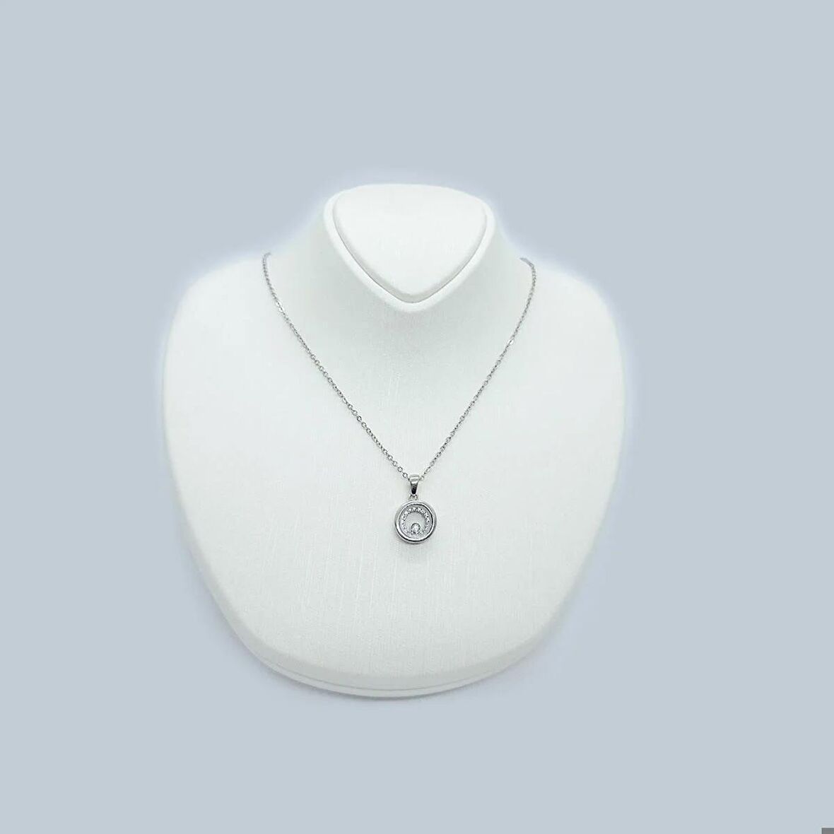 Hareketli Taşlı Halka Kolye