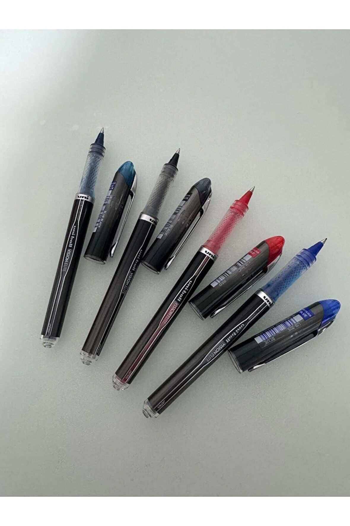 Uni-Ball Roller Kalem Vision Elite Bilye Uç 0.5 MM 4 RENK (Siyah, Mavi, Kırmızı, Lacivert)