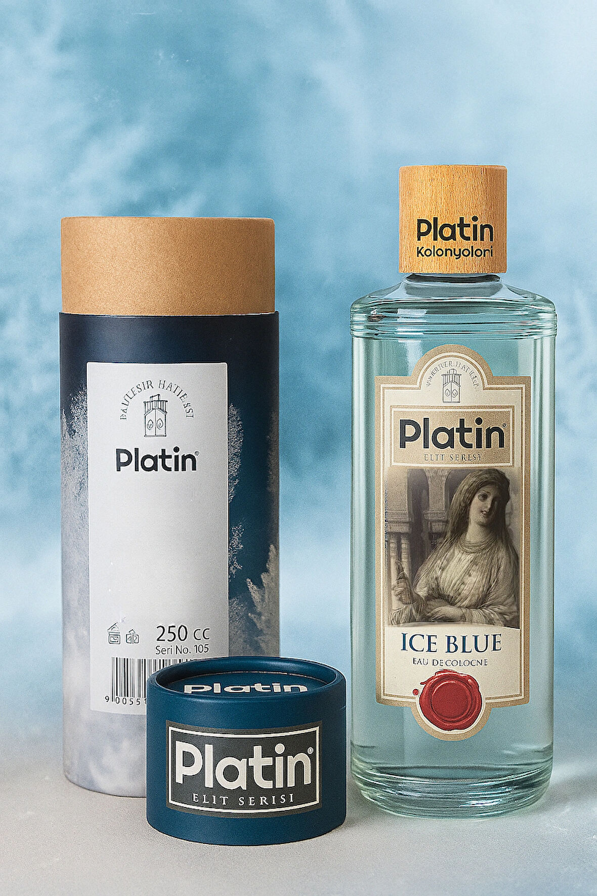 Platin Elit Serisi Silindir Kutu Ahşap Kapaklı 80° 250 Cc. Cam Şişe Ice Blue Kolonyası