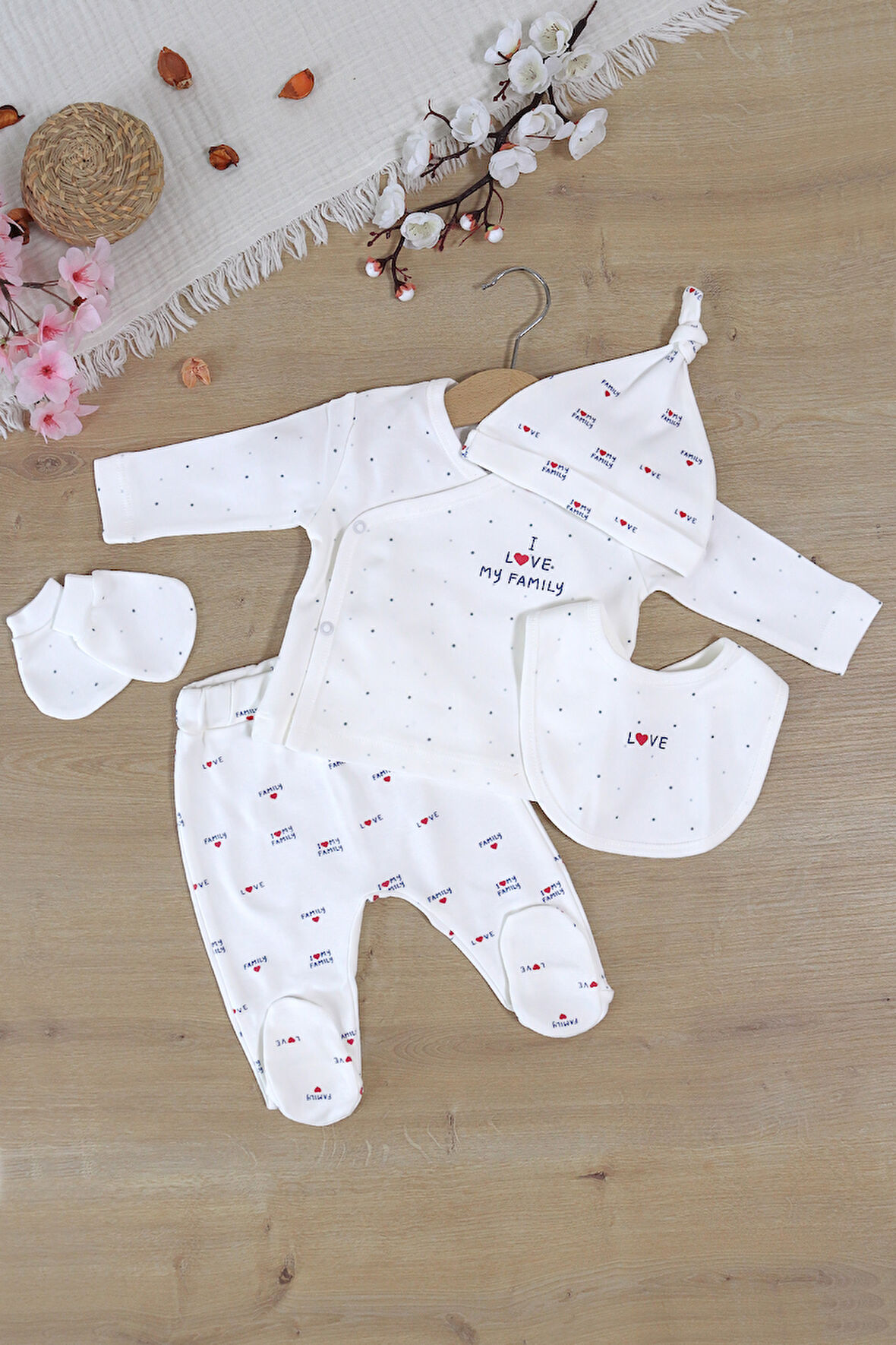 Erkek Bebek Natural Pamuk Kumaş 5 Li Love Hastane Çıkışı Seti STL7006