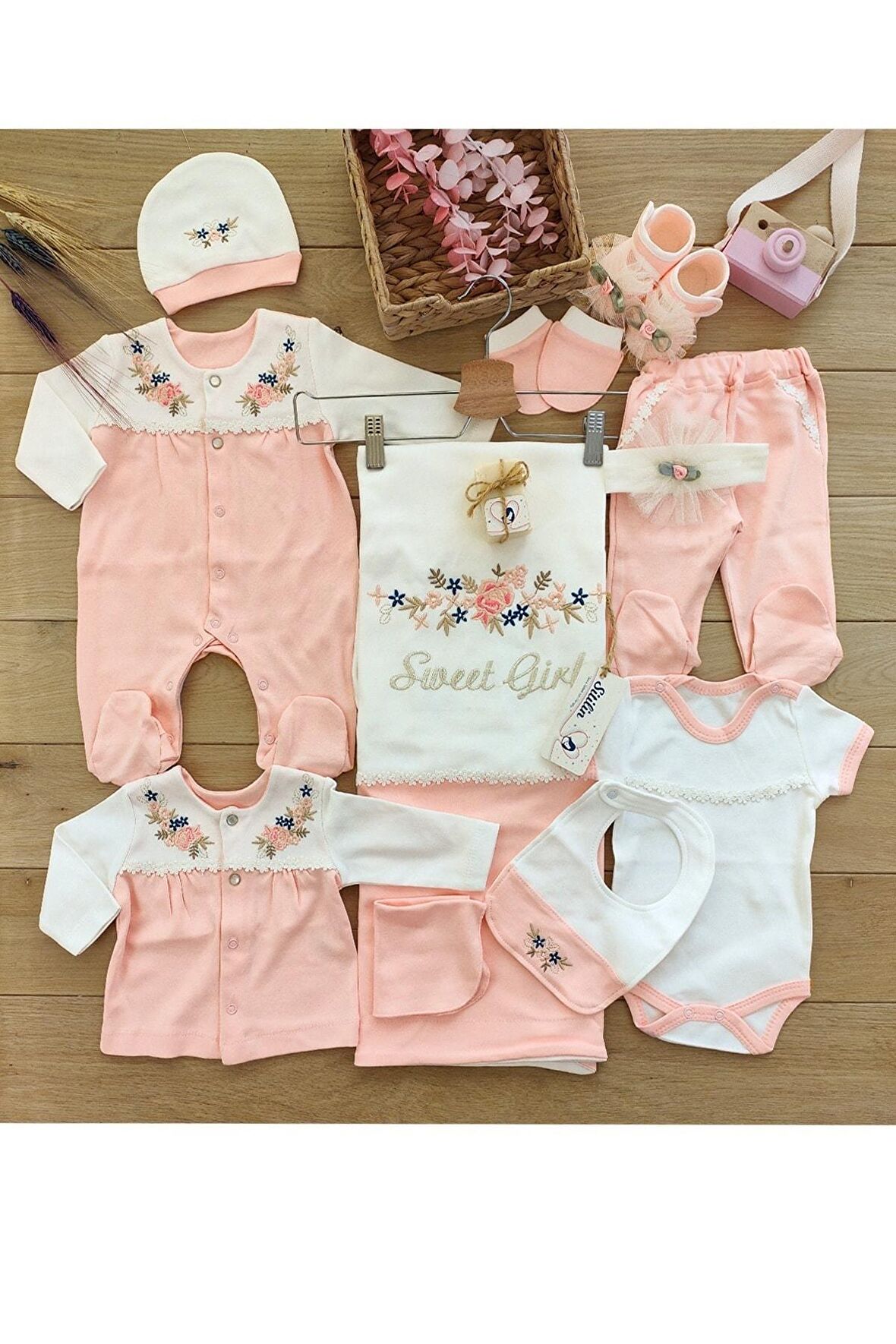 Kız Bebek Somon Hastane Çıkışı Bebek Hediyesi Seti STL4703