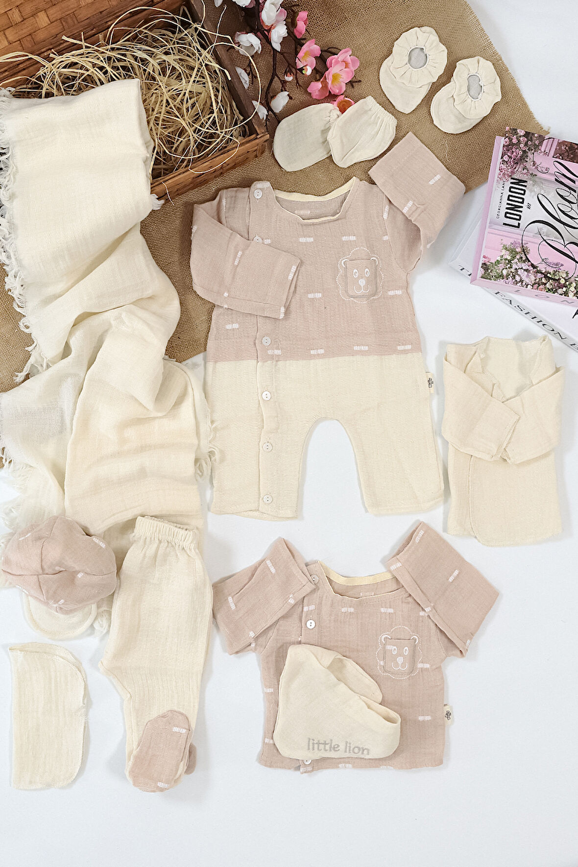 Kız Erkek Bebek Unisex Yenidoğan Müslin Pembe 10 Lu  Lüks Hastane Çıkışı Zıbın Seti STL6972