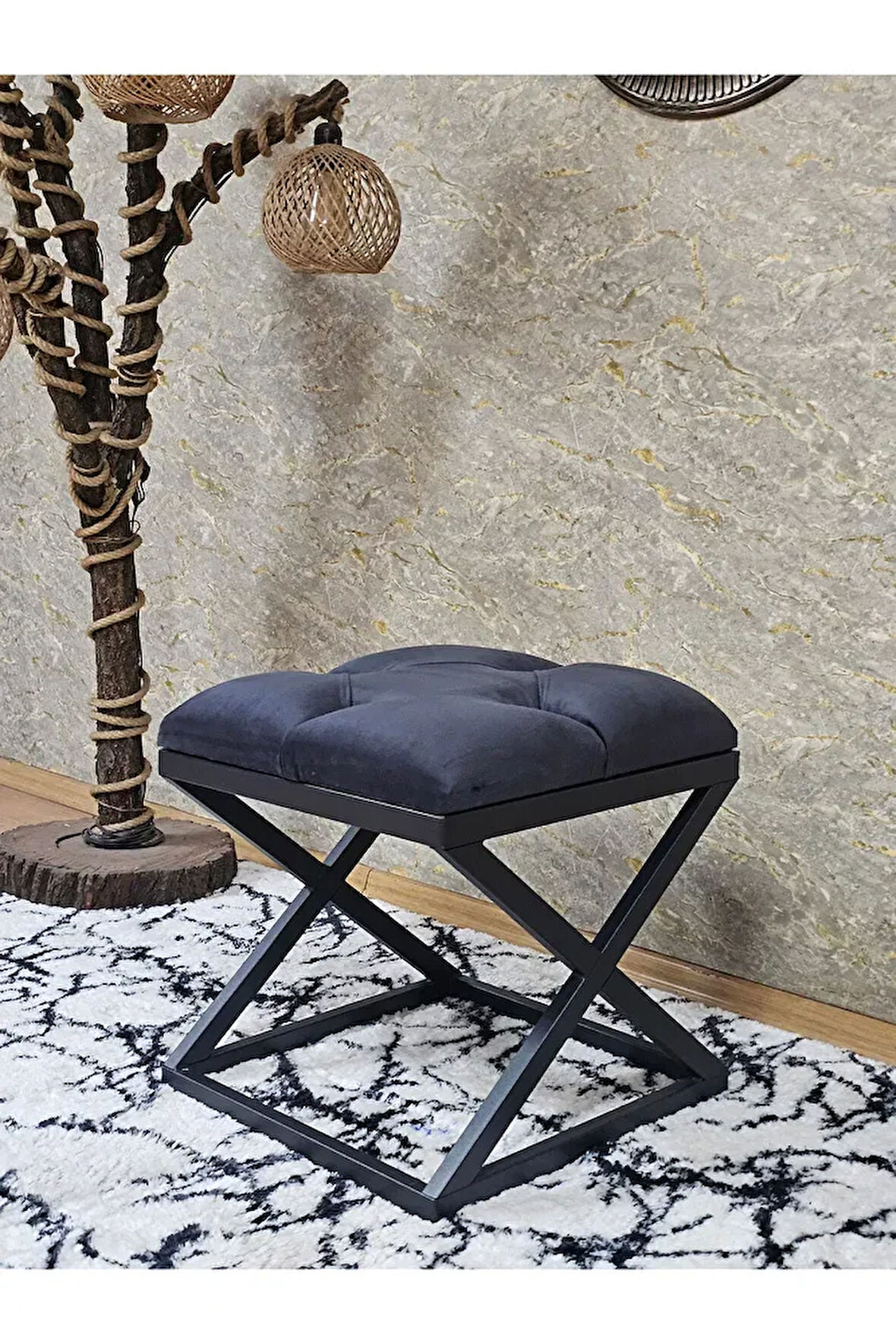 Siyah Boyalı 45 cm x 45 cm Çaprazlı Puf Bench Oturak Füme Renk 45 x 45 Boyut/Ebat