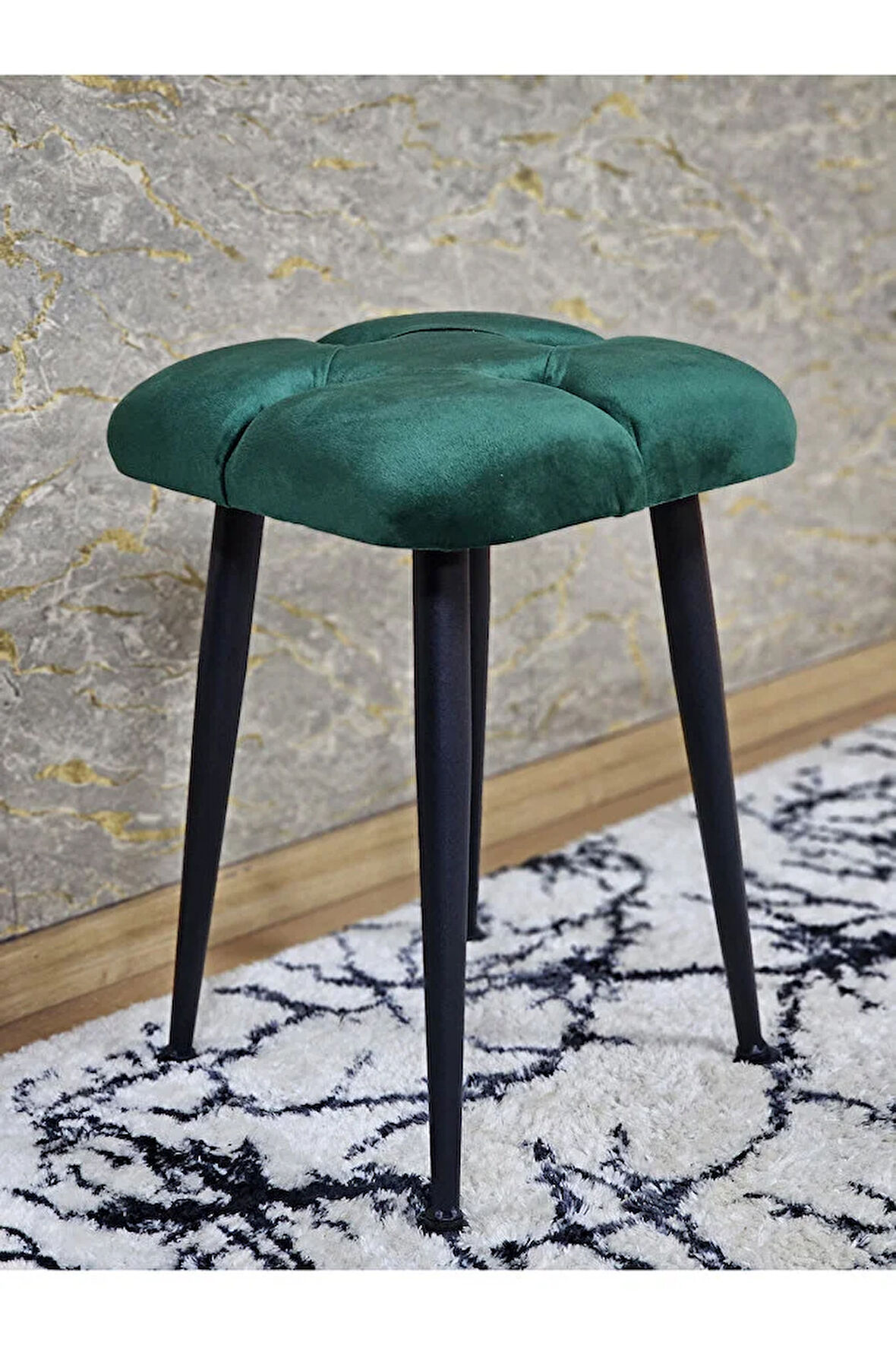 Kare Siyah Boyalı Konik Ayaklı Tabure - Oturak - Bar Taburesi - Ayaklı Tabure Yeşil Renk 48 x 33 Boyut/Ebat