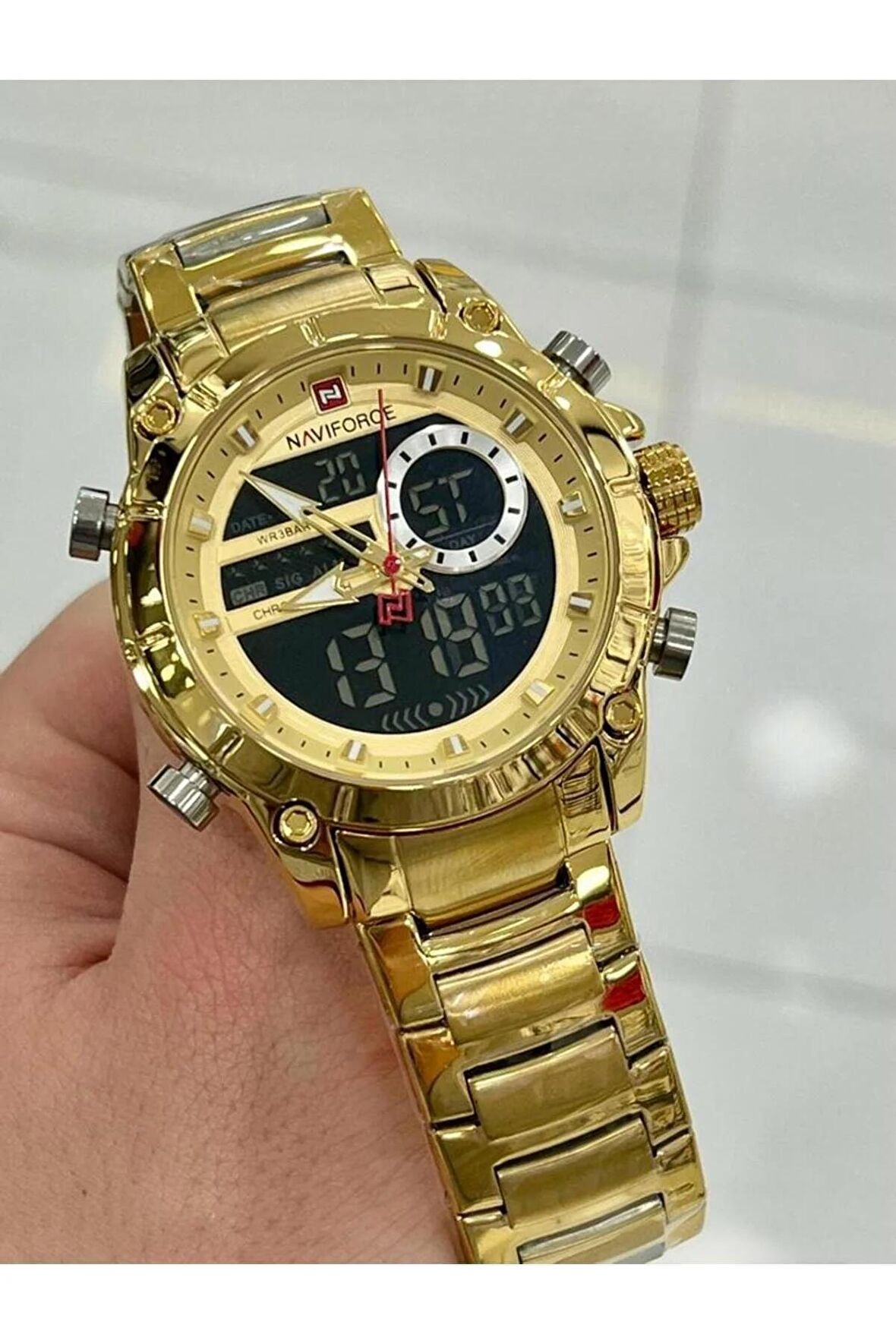 Naviforce Digital Analog Çelik Kayışlı Kol Saati