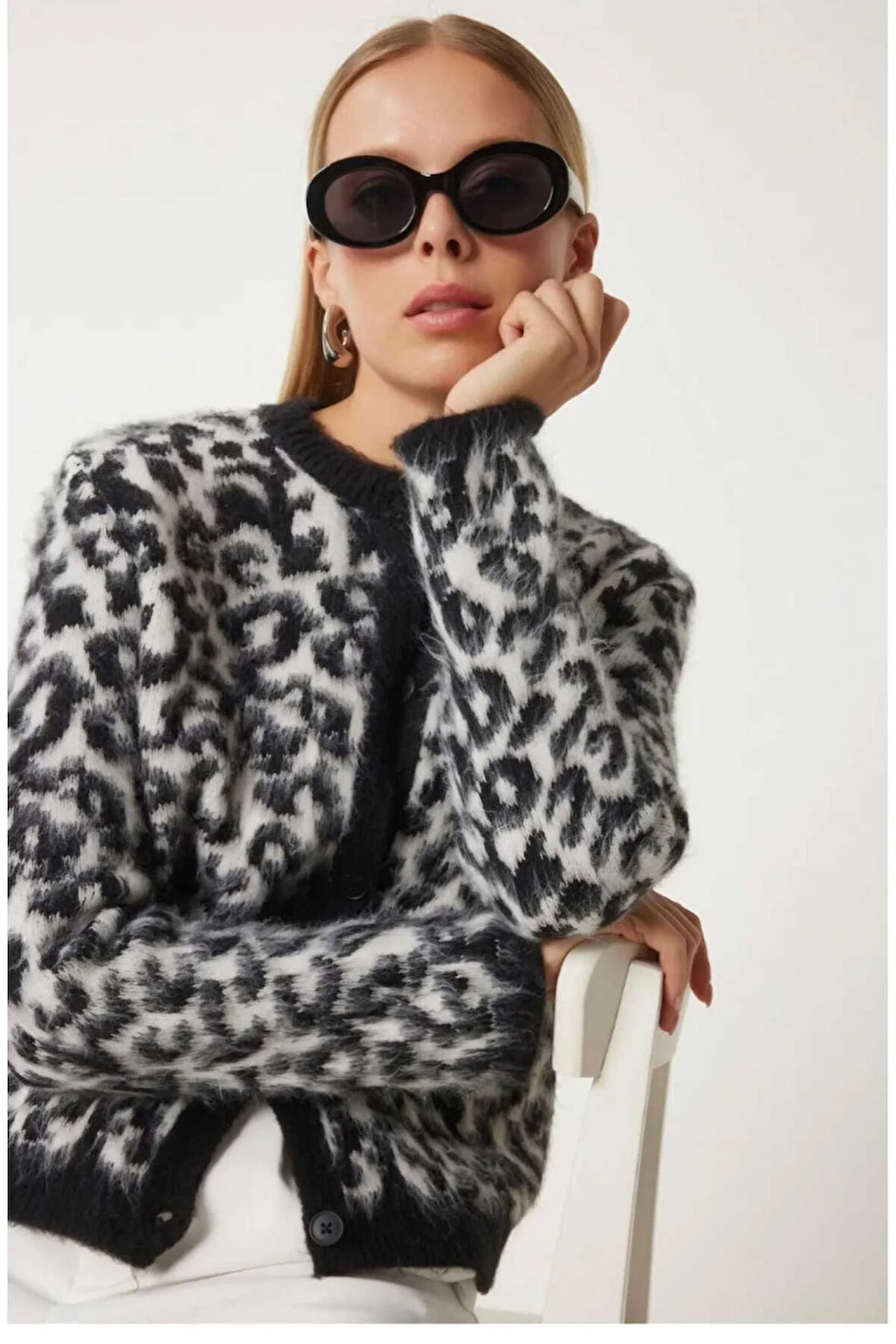 Kadın Yünlü Örme Leopar Hırka