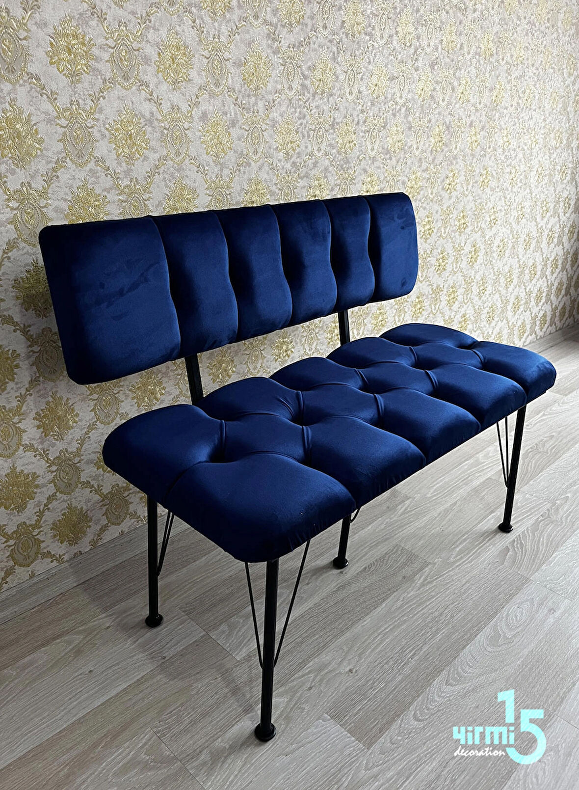 Metal Ayaklı Metal Alt Kasalı Sırtlı Bench & Puf 