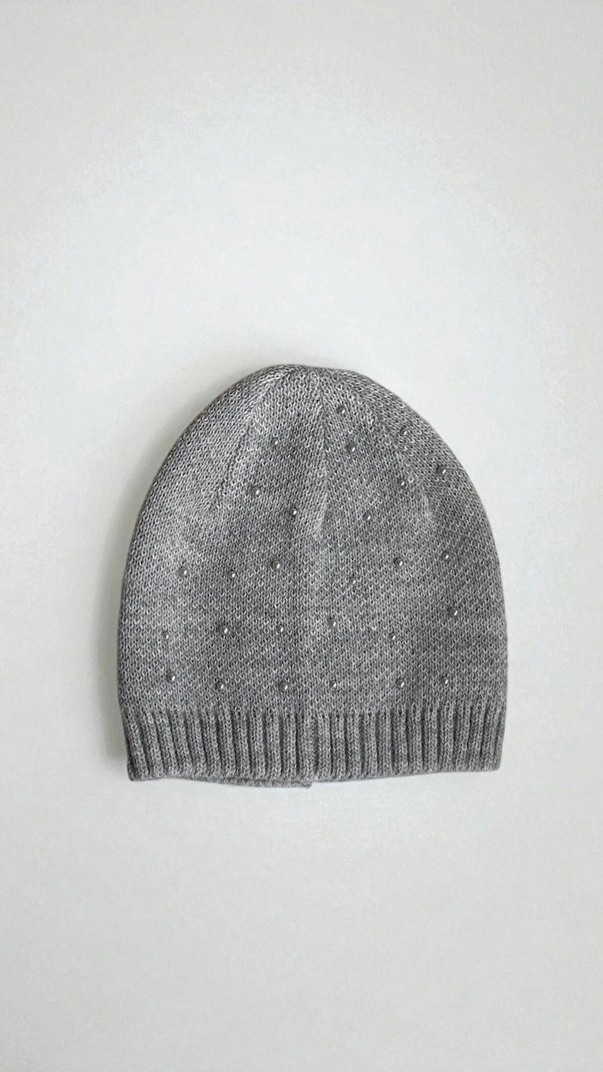 Şık Taşlı Gri Bere