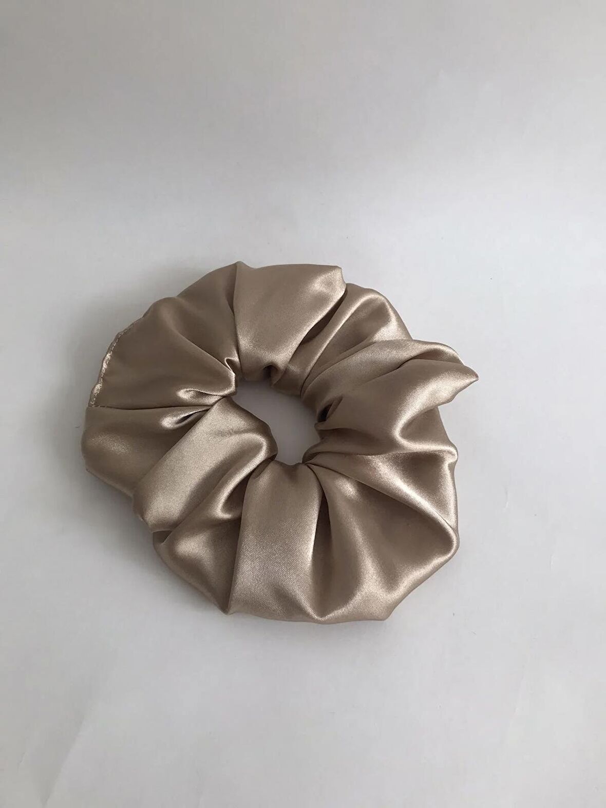 Bej Saten Jumbo Büyük Boy XL Scrunchie Lastikli Simit Toka